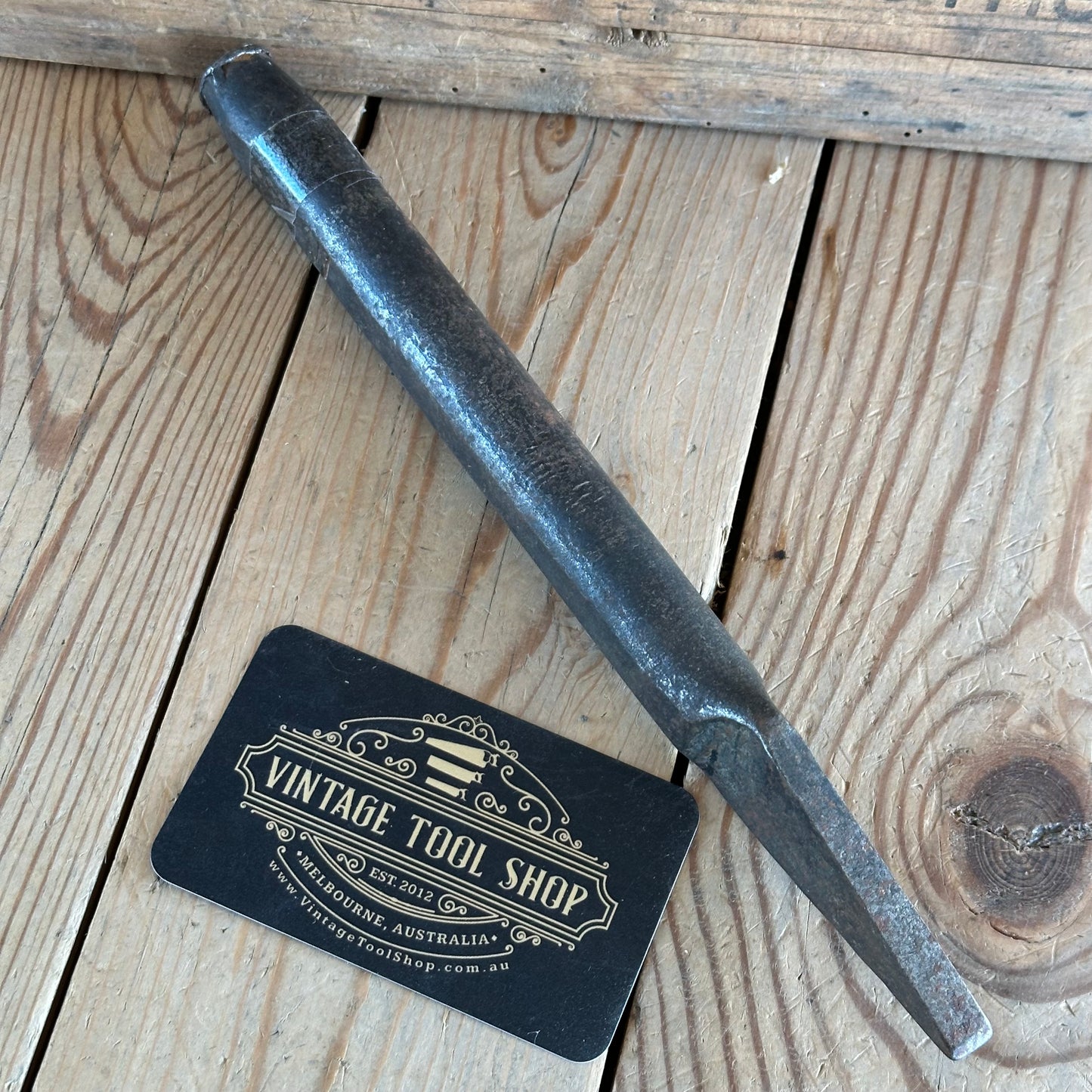 H1609 Vintage stonemasons PLUGGING COLD CHISEL Blacksmith made