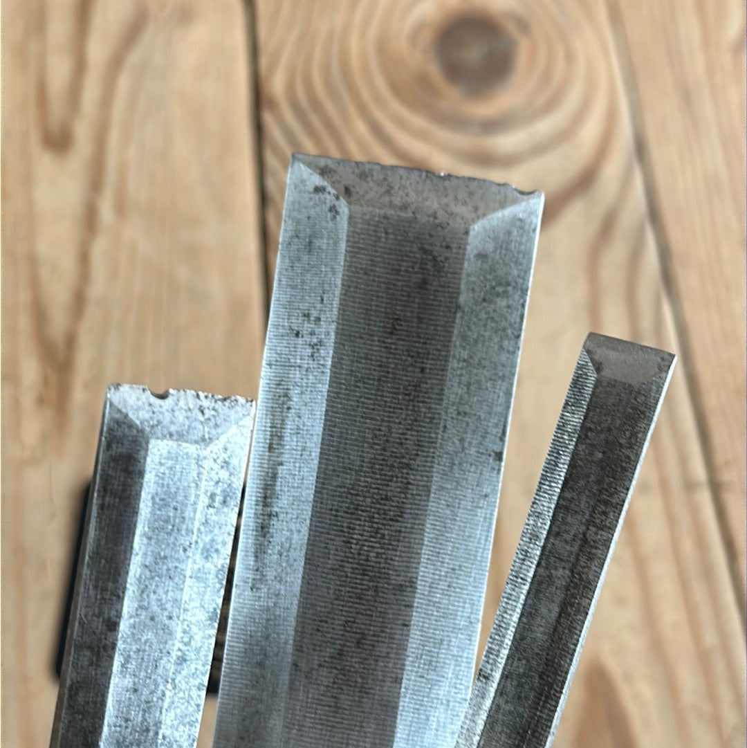 SOLD N703 Vintage set of 3 SWEDISH BAHCO E.A. BERG red resin handle BEVEL CHISELS