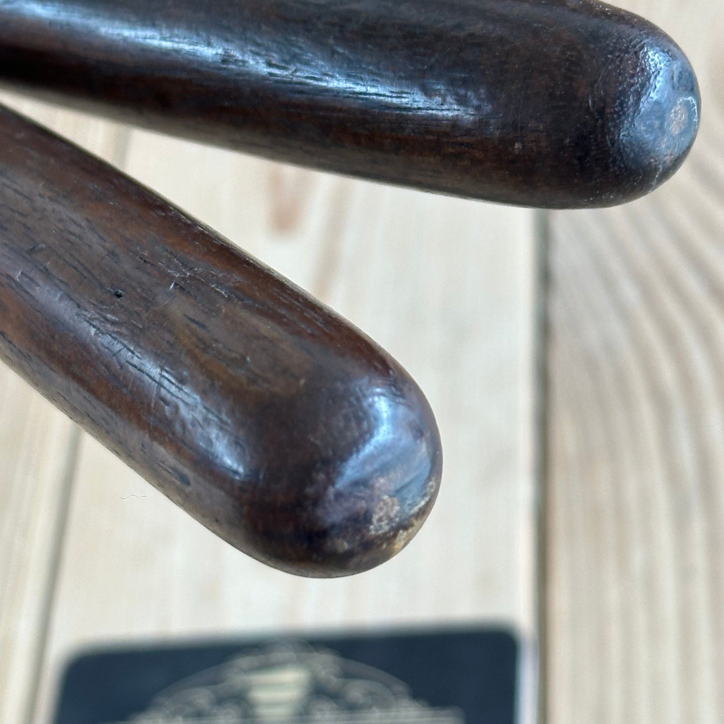 N907 RARE! Vintage pair of ROSEWOOD Handled Barker Bros of MELBOURNE SKEW Carving CHISELS