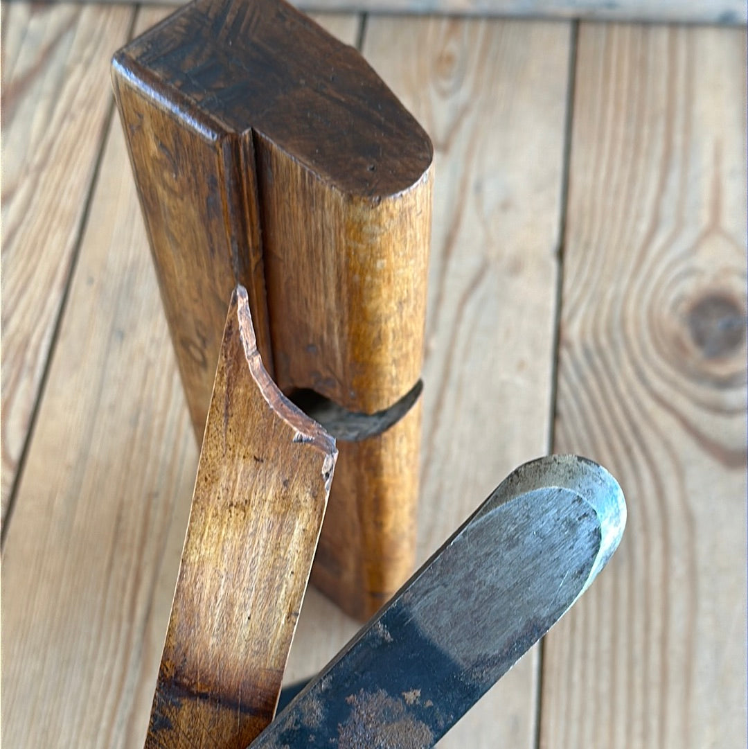 Y105 Antique FRENCH Wooden Hollowing PLANE