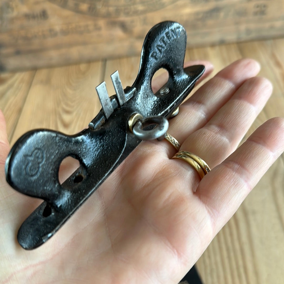 SOLD. N661 Vintage EDWARD PRESTON England 1393s BEADER REEDING TOOL