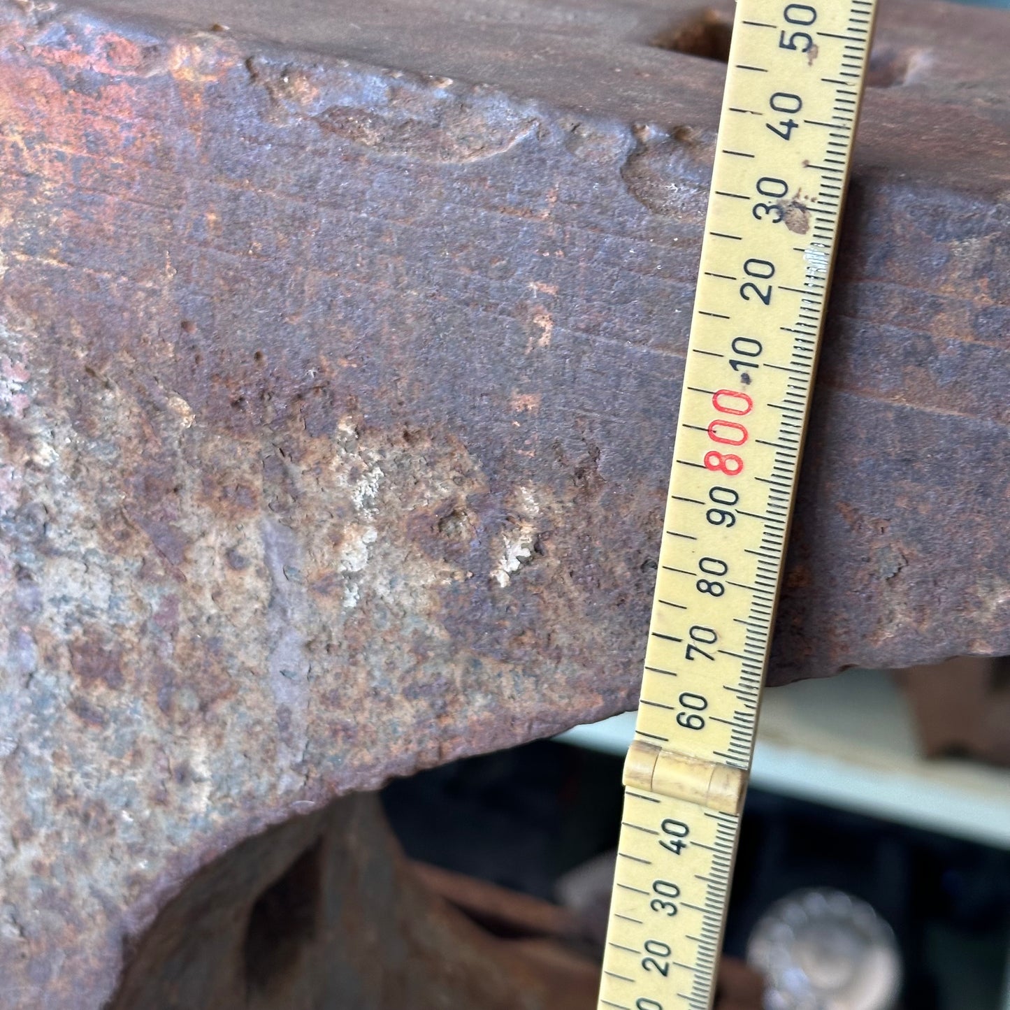 SOLD. H1876 Vintage 1926 SODERFORS 264lb 120kg Sweden ANVIL on stand Blacksmiths tool