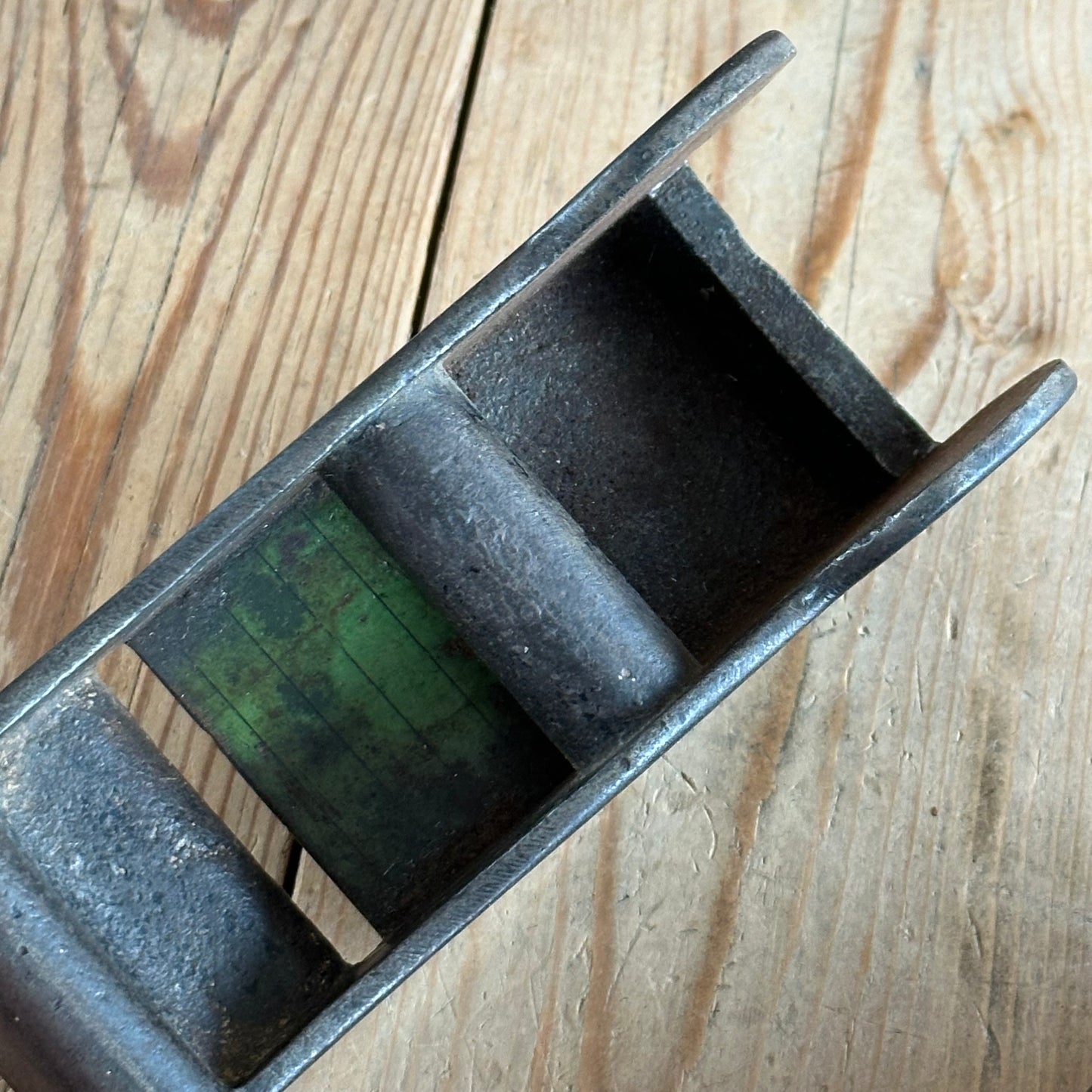 SOLD. P81 Vintage IRON & ROSEWOOD CHARIOT PLANE