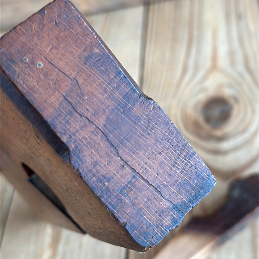 H762 Antique Wooden CENTER GROOVE Moulding PLANE
