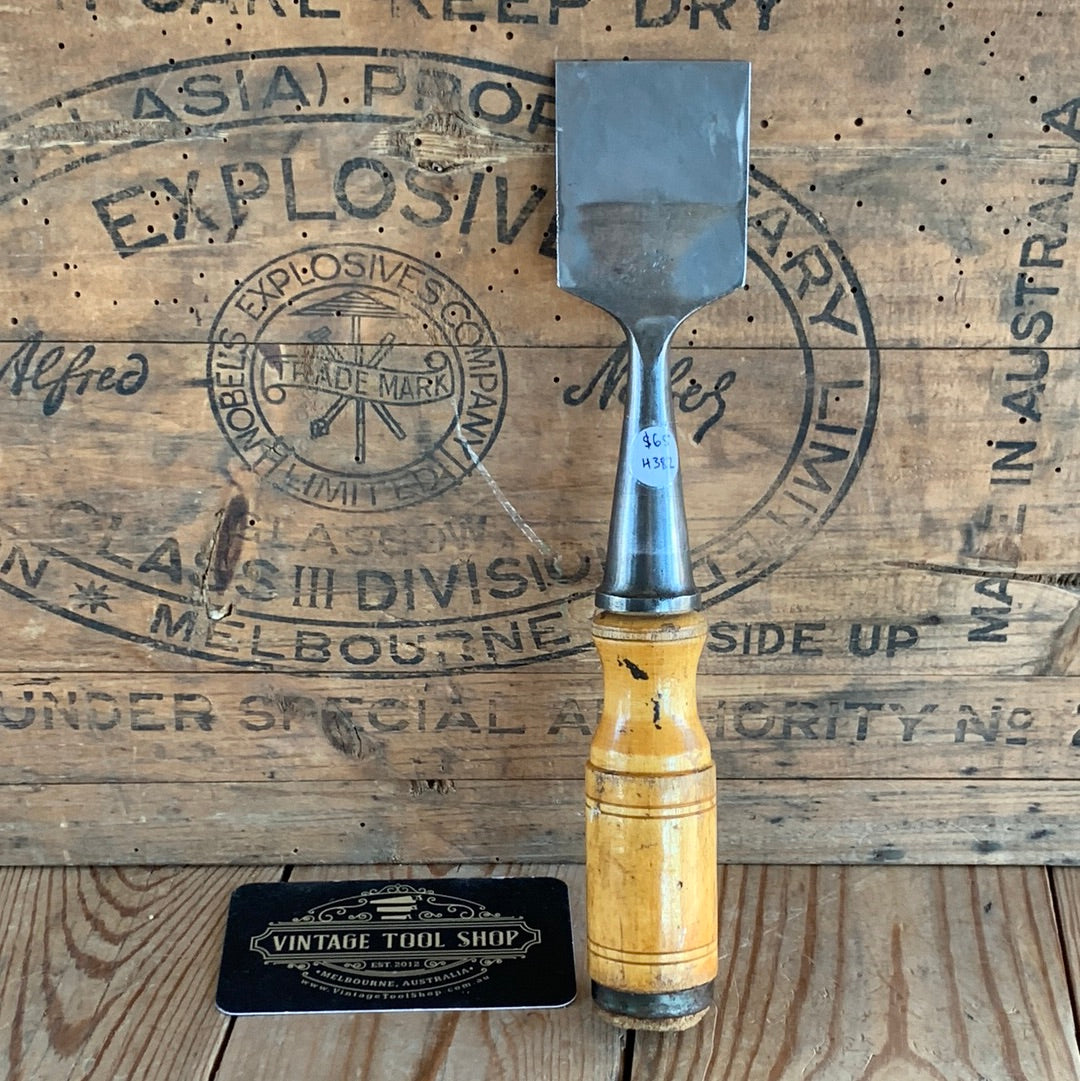 SOLD H382 Vintage E.A. BERG Sweden 1 3/4” No.1027 BEVEL BUTT CHISEL