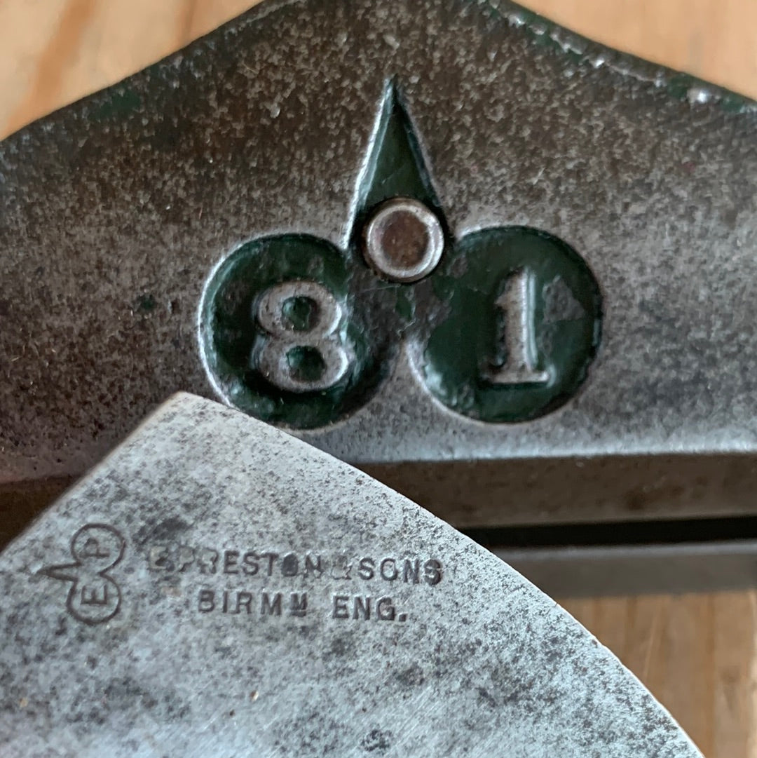 D954 Vintage EDWARD PRESTON England No.81 flat base SPOKESHAVE spoke shave