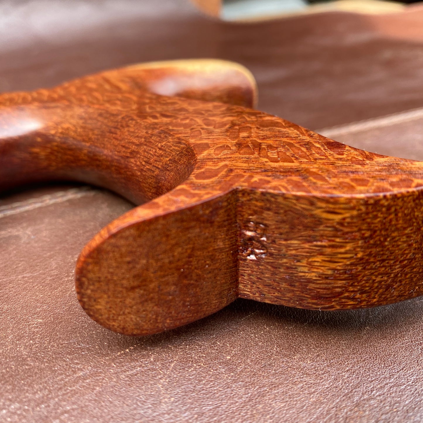 A HERITAGE SAWS Custom FITZROY model CARCASS SAW with Australian BEEFWOOD Melbourne hand made saw