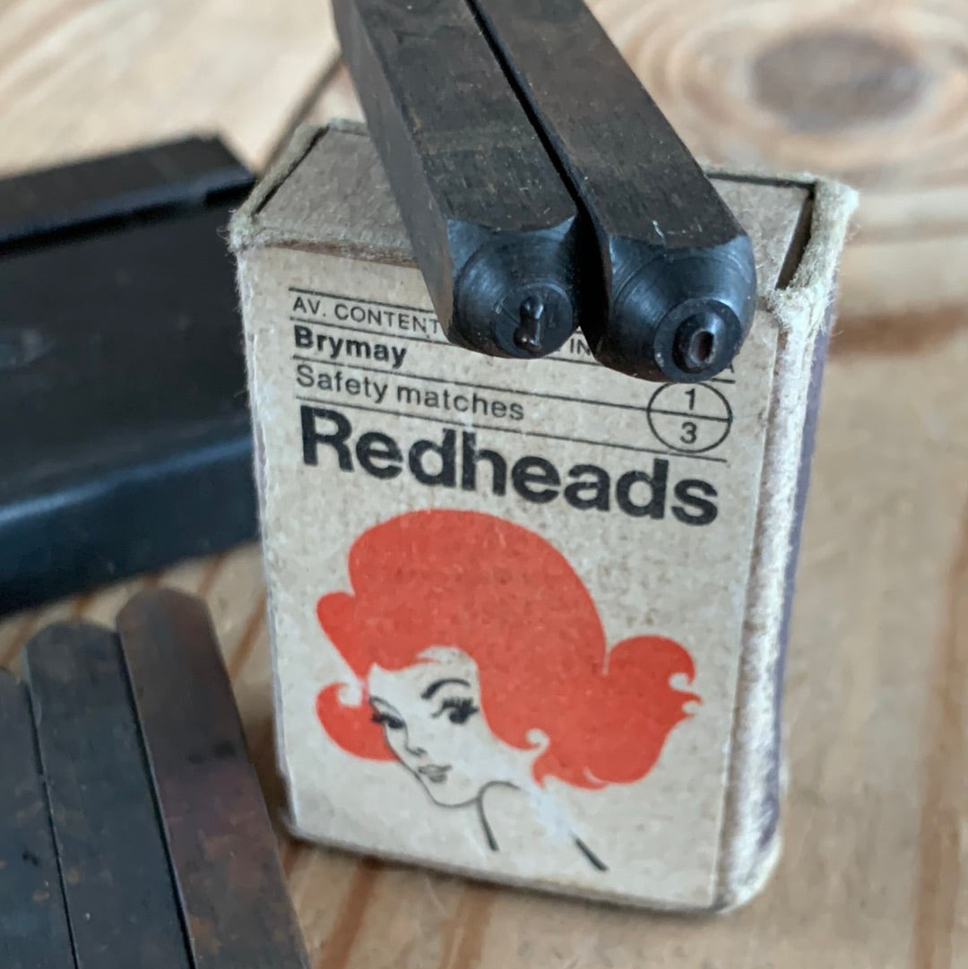 T4318 Vintage set of 10 tiny NUMBER PUNCHES metal jewellery leather stamps tools