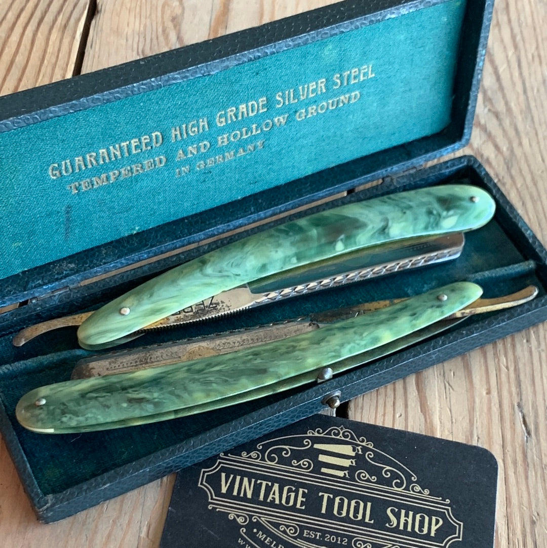 SOLD H75 Antique 2 x Green ZEPP Germany RAZOR set IOB