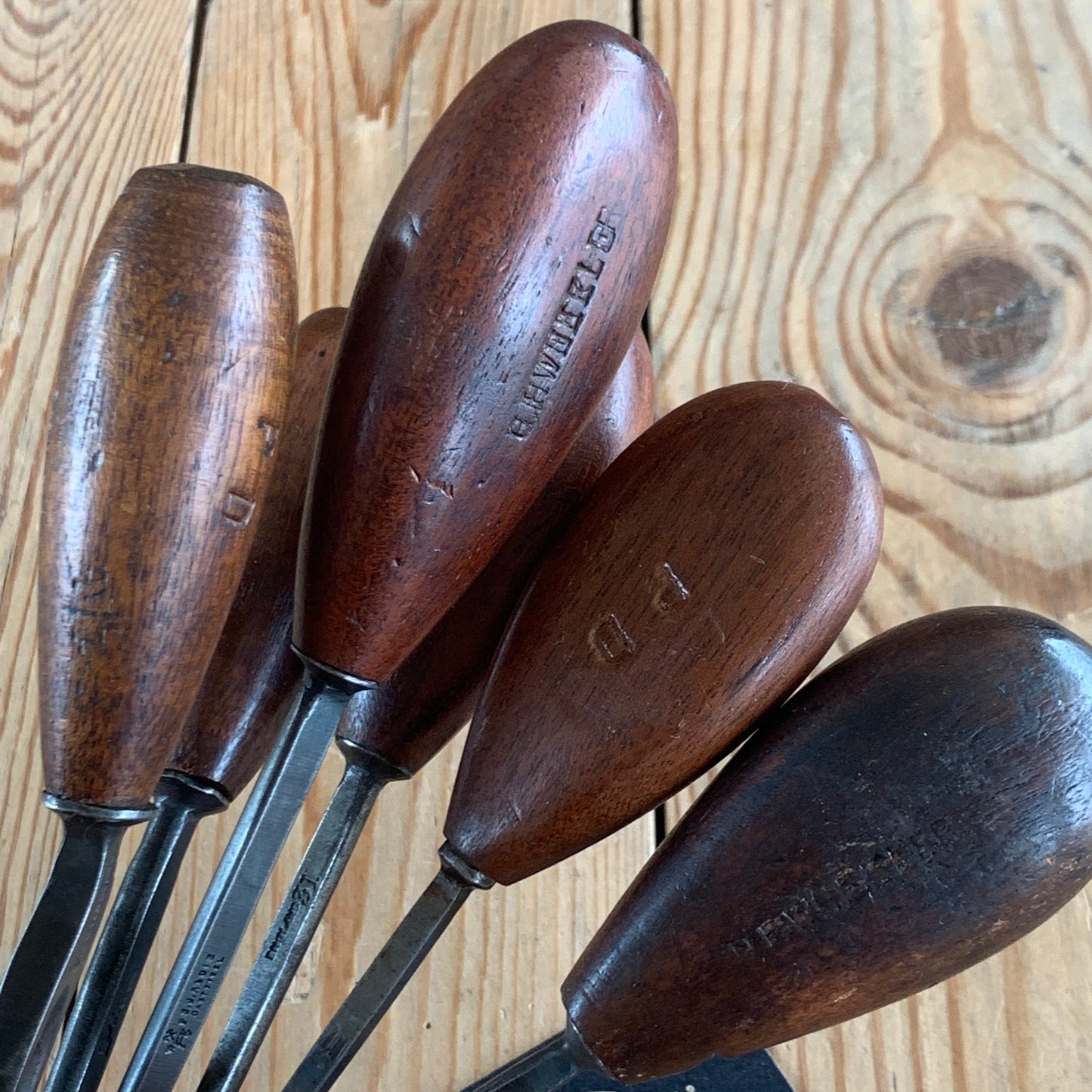 SOLD T9316 Vintage set of 6 W&P S.J. ADDIS England Carving CHISELS