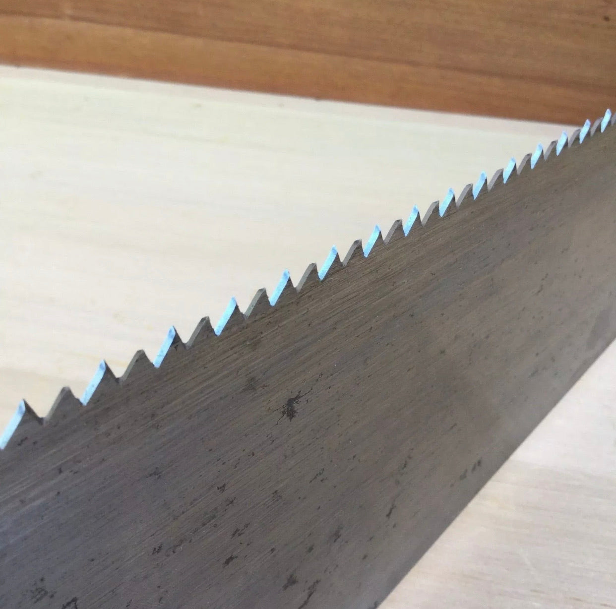 PREMIUM Quality SHARP! Antique LLOYD DAVIS Vintage 6PPI Xcut Crosscut SAW Handsaw