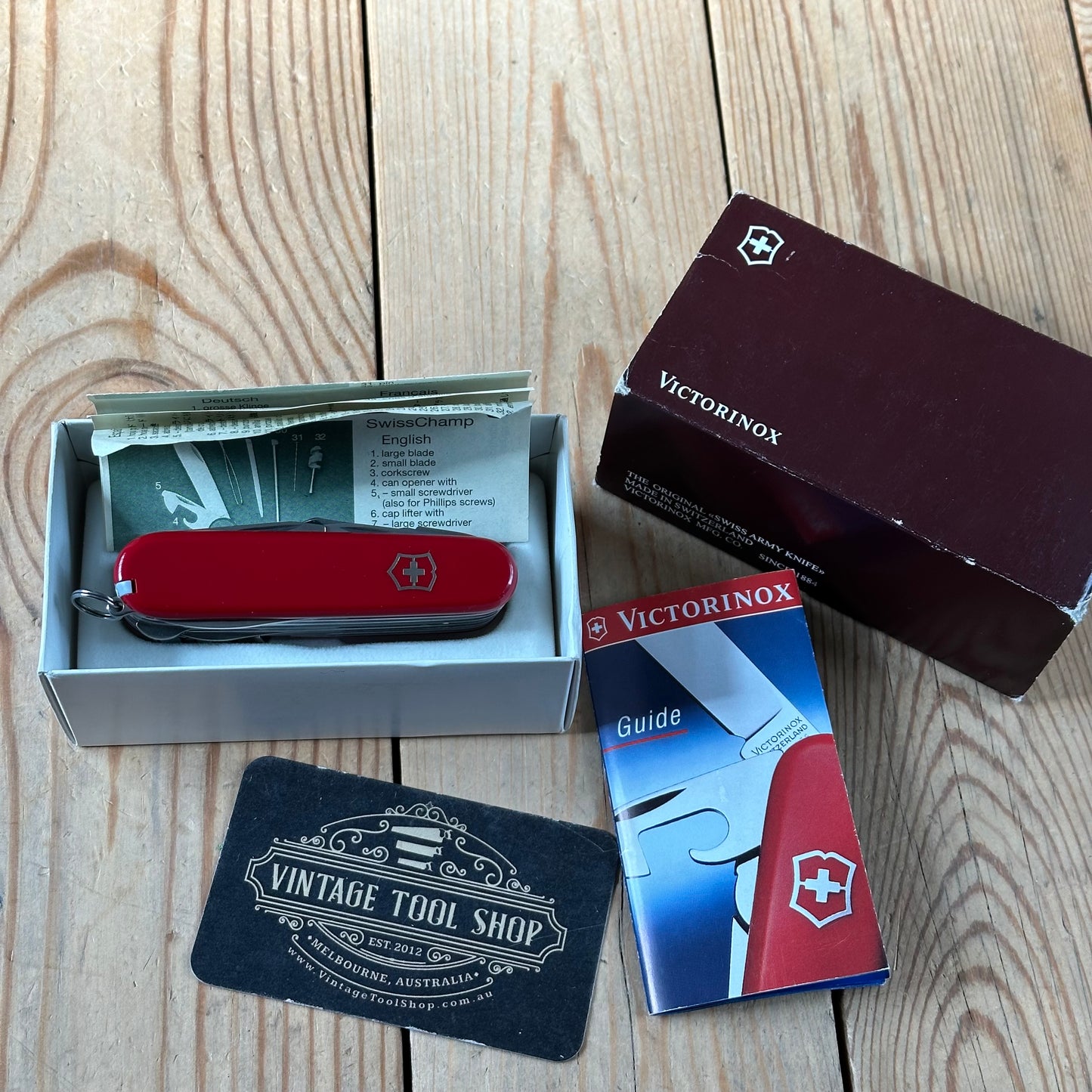 K46 ICONIC! Vintage Victorinox SWISS CHAMP 33 Tool SWISS ARMY KNIFE