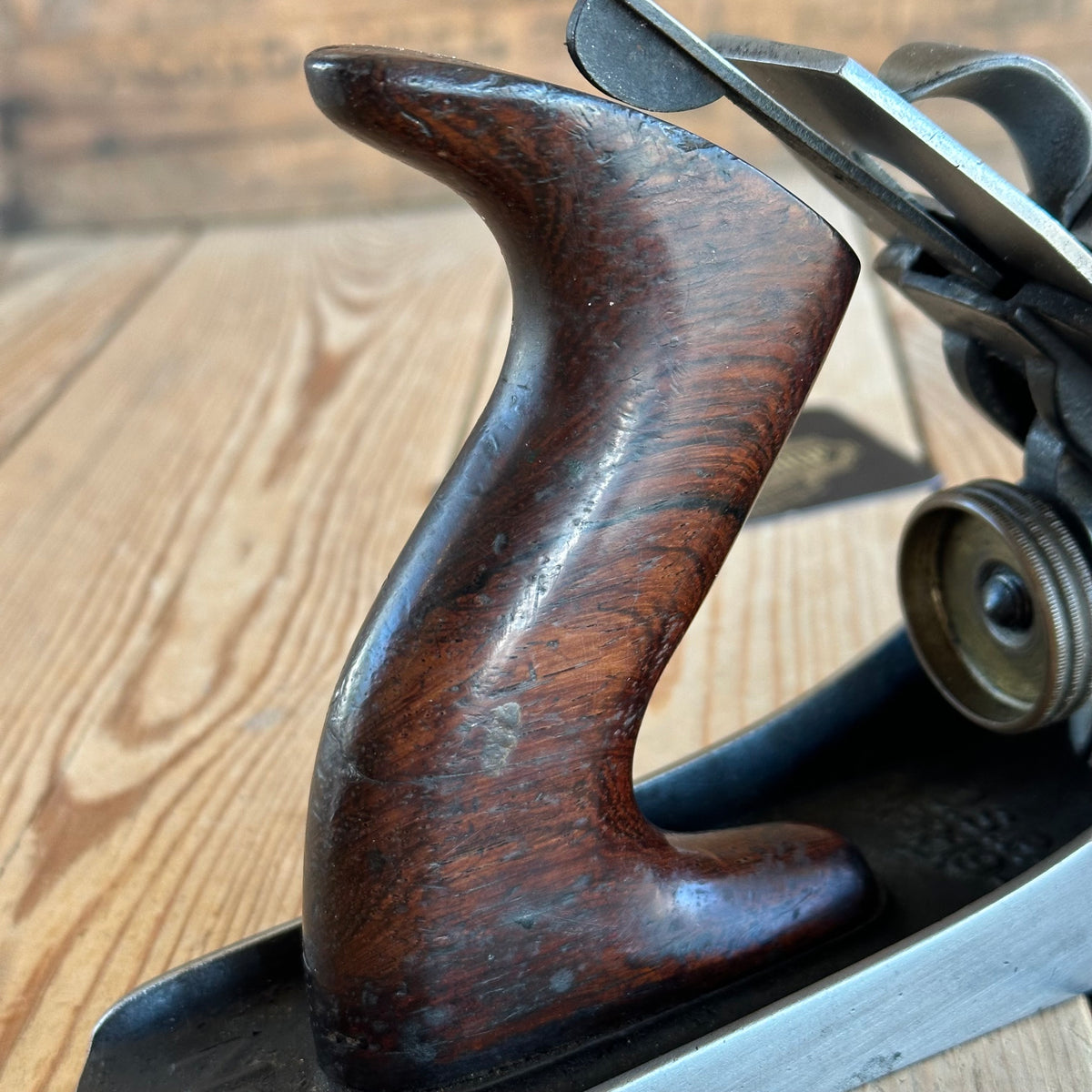 SOLD. H2135 SCARCE! Vintage STANLEY No.5 1/4c CORRUGATED Junior Jack PLANE