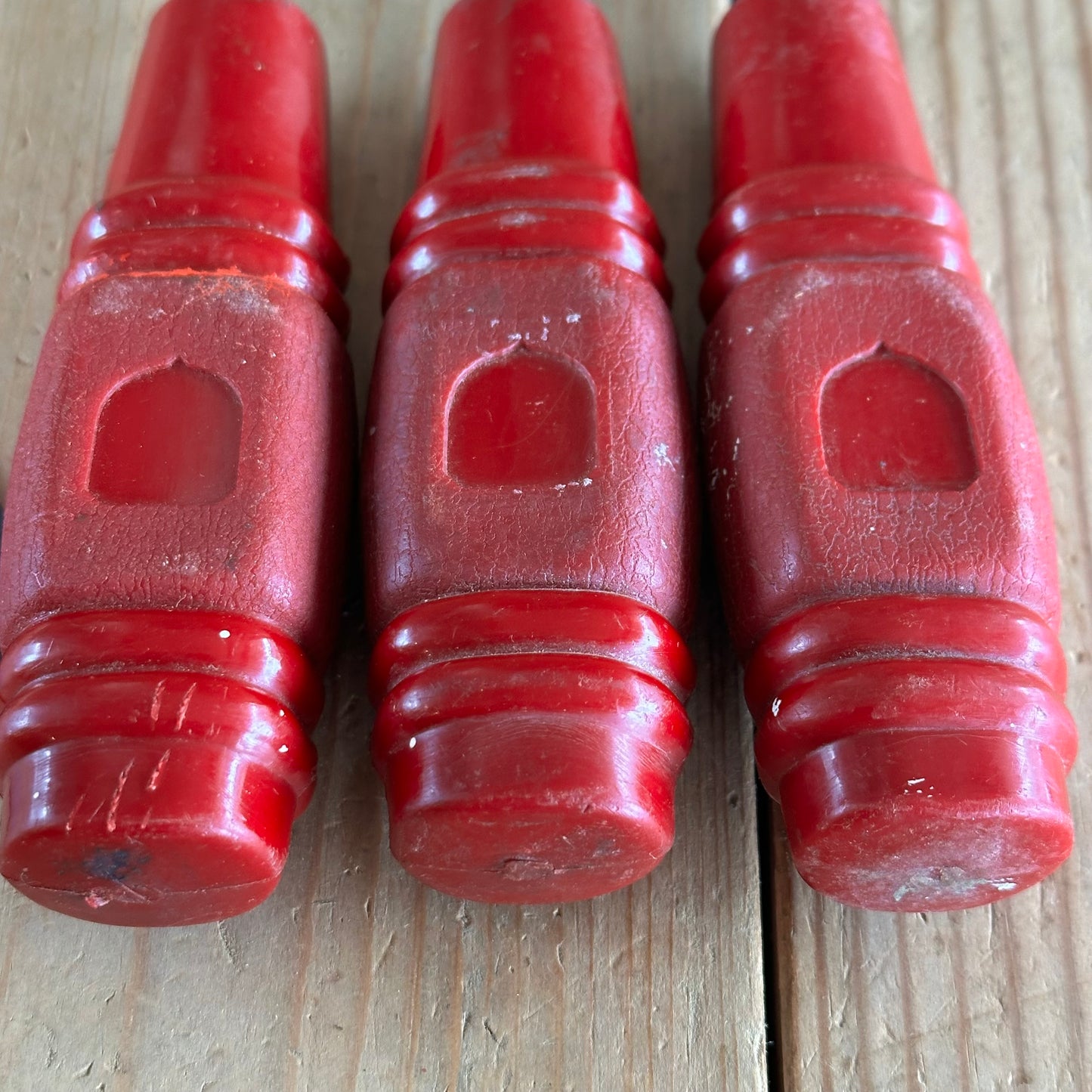 H1314 Vintage set of 3 red resin handle BEVEL CHISELS