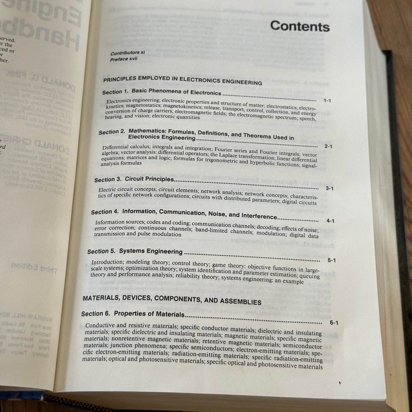 XBN122 Vintage 1989 BOOK ELECTRONICS ENGINEER'S Handbook by D.G.Fink & D.Christiansen