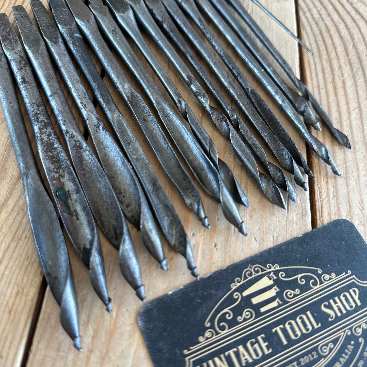 H1874 Vintage set of 16 GIMLET BRACE drill BITS