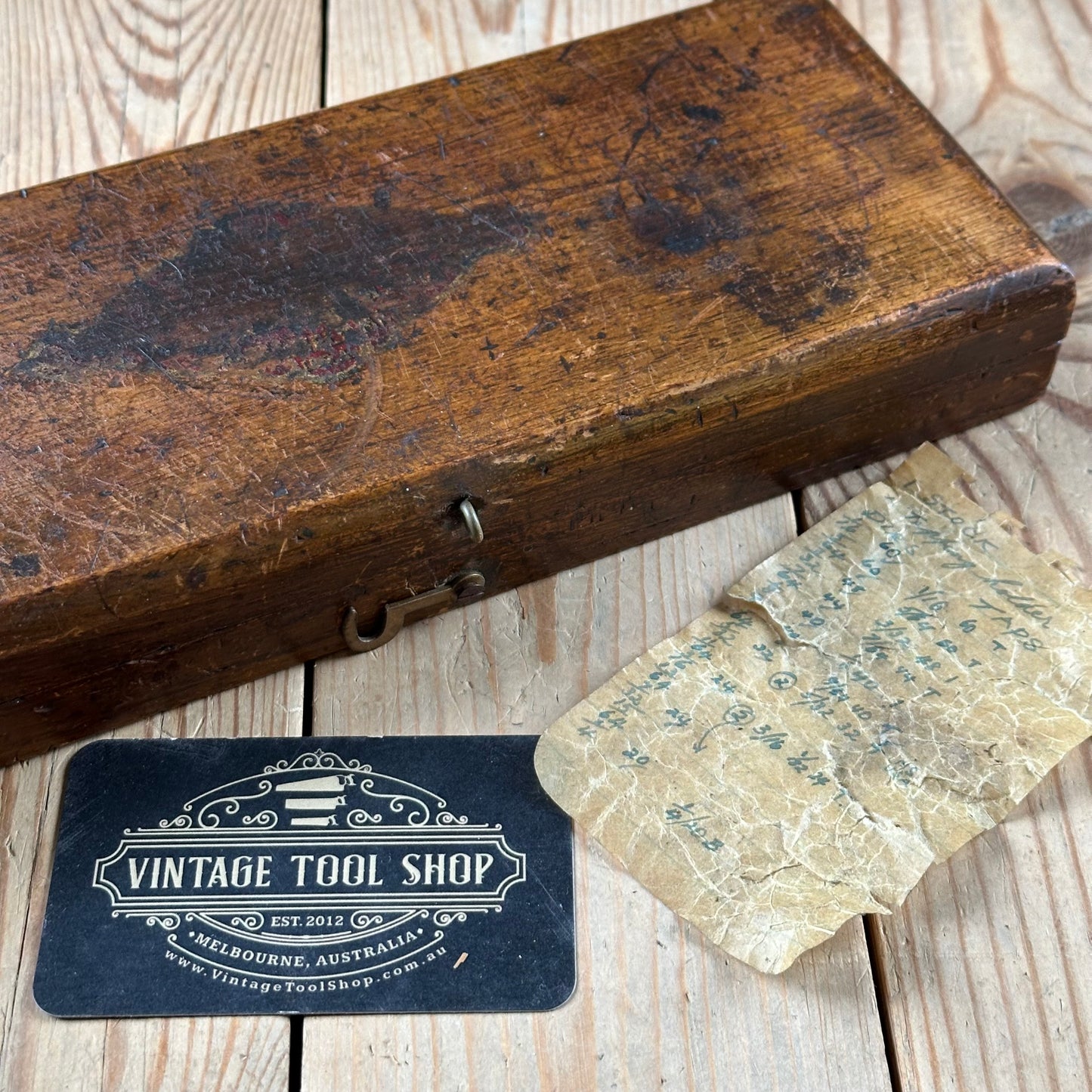 SOLD. H2398 Vintage Wiley & Russell USA TAP & DIE SET in wooden box