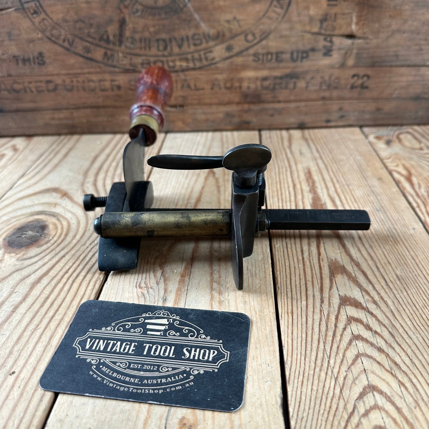 H2532 Vintage DIXON England 5” LEATHER PLOUGH GAUGE cutting knife