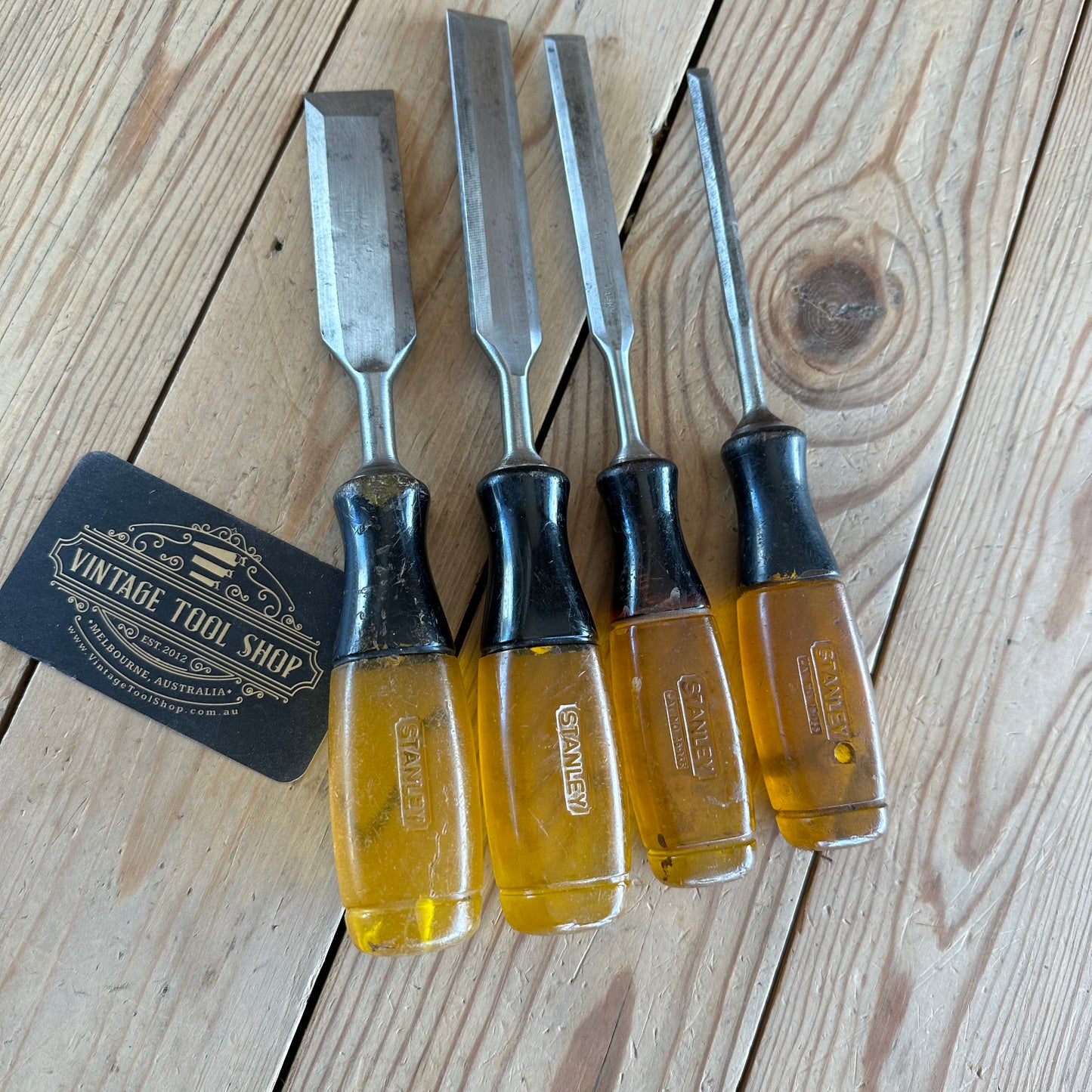 H1754 Vintage set of 5 x STANLEY Australia BEVEL chisels