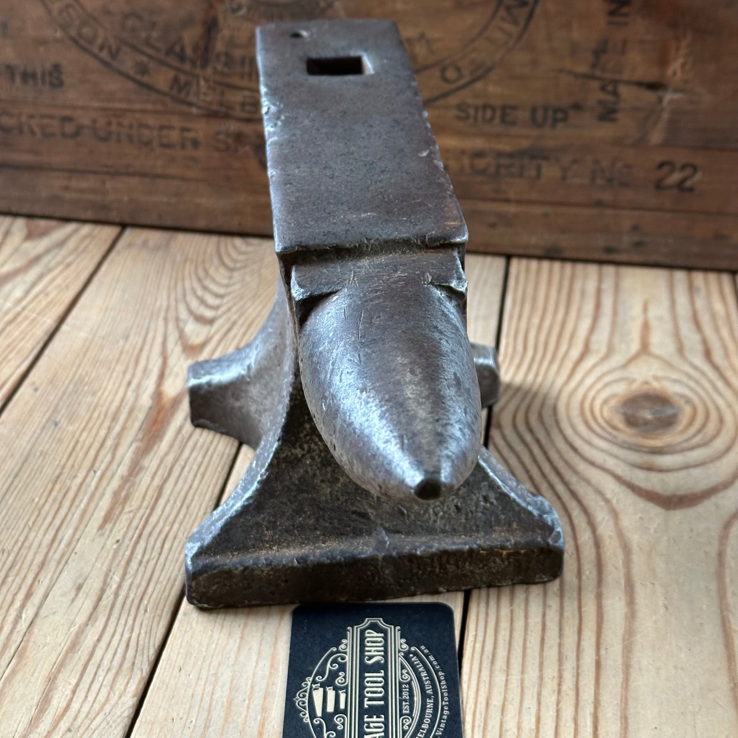 SOLD. H2386 INCREDIBLE! Vintage Sodefors Sweden 22lbs 1920s ANVIL