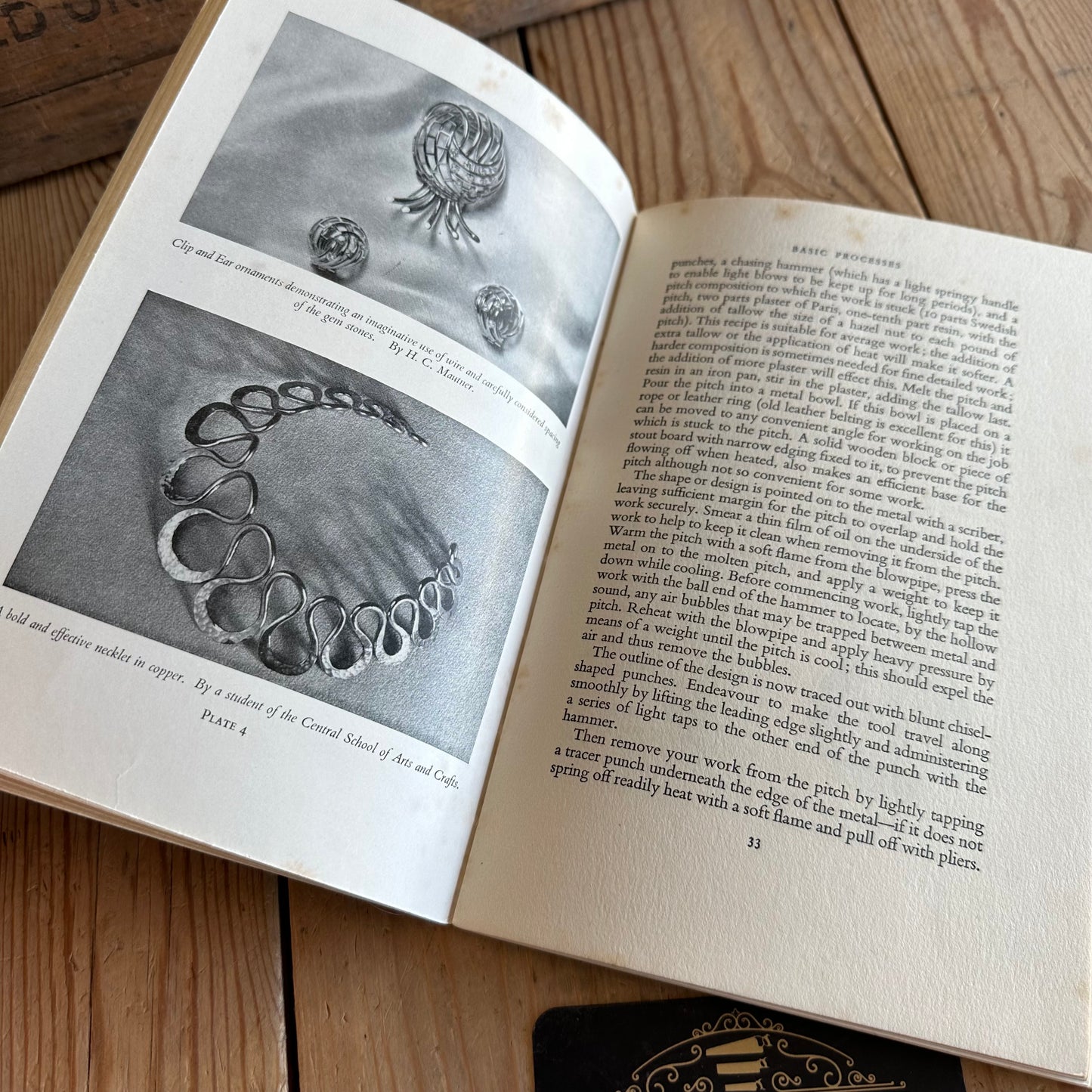 XB1-38 Vintage 1953 HAND-MADE JEWELLERY BOOK by A.R.Emerson