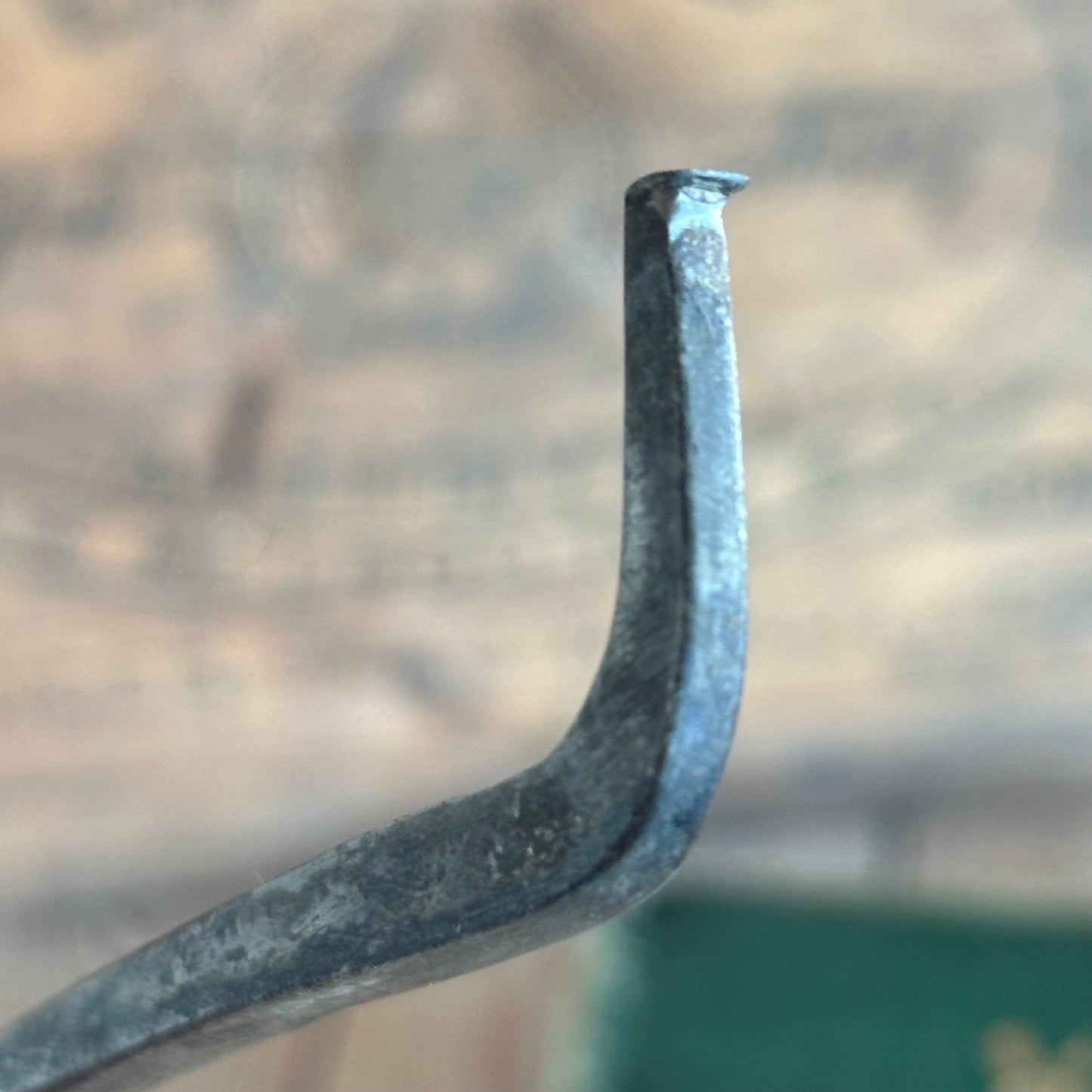 H2045 Vintage bent CHEQUERING Tool CHISEL