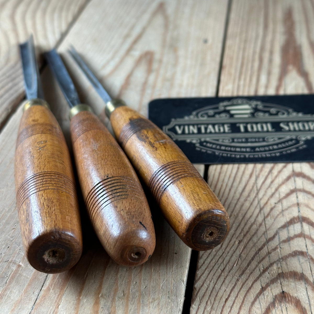 H2428 Vintage SET of 3 x ADDIS England Carving GOUGE CHISELS