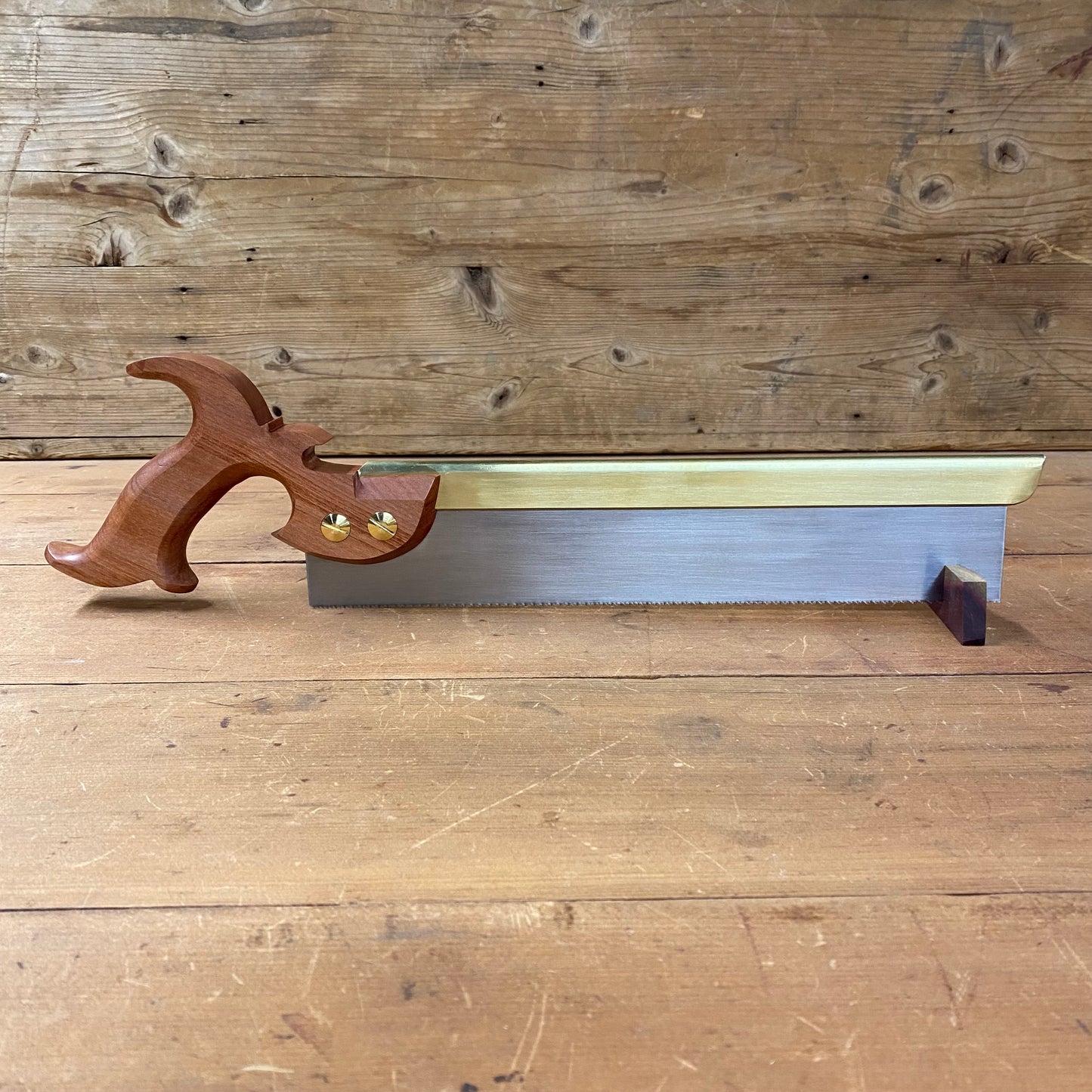 VHSY HERITAGE SAWS Melbourne YARRA 14ppi Dovetail RIP SAW with MYRTLE handle