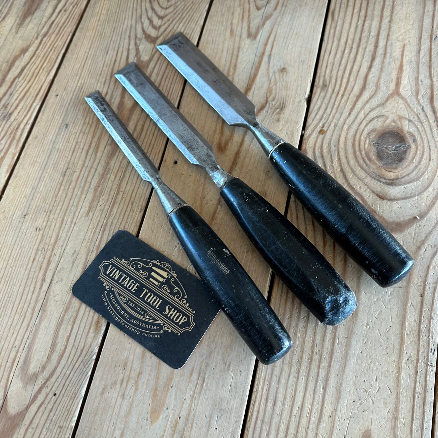 D762 Vintage set of 3 black resin handle BEVEL CHISELS