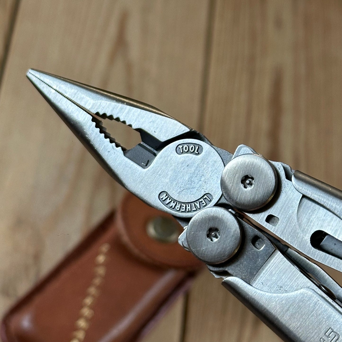 K45 Vintage LEATHERMAN USA WAVE Multi Tool in its Original leather sheath