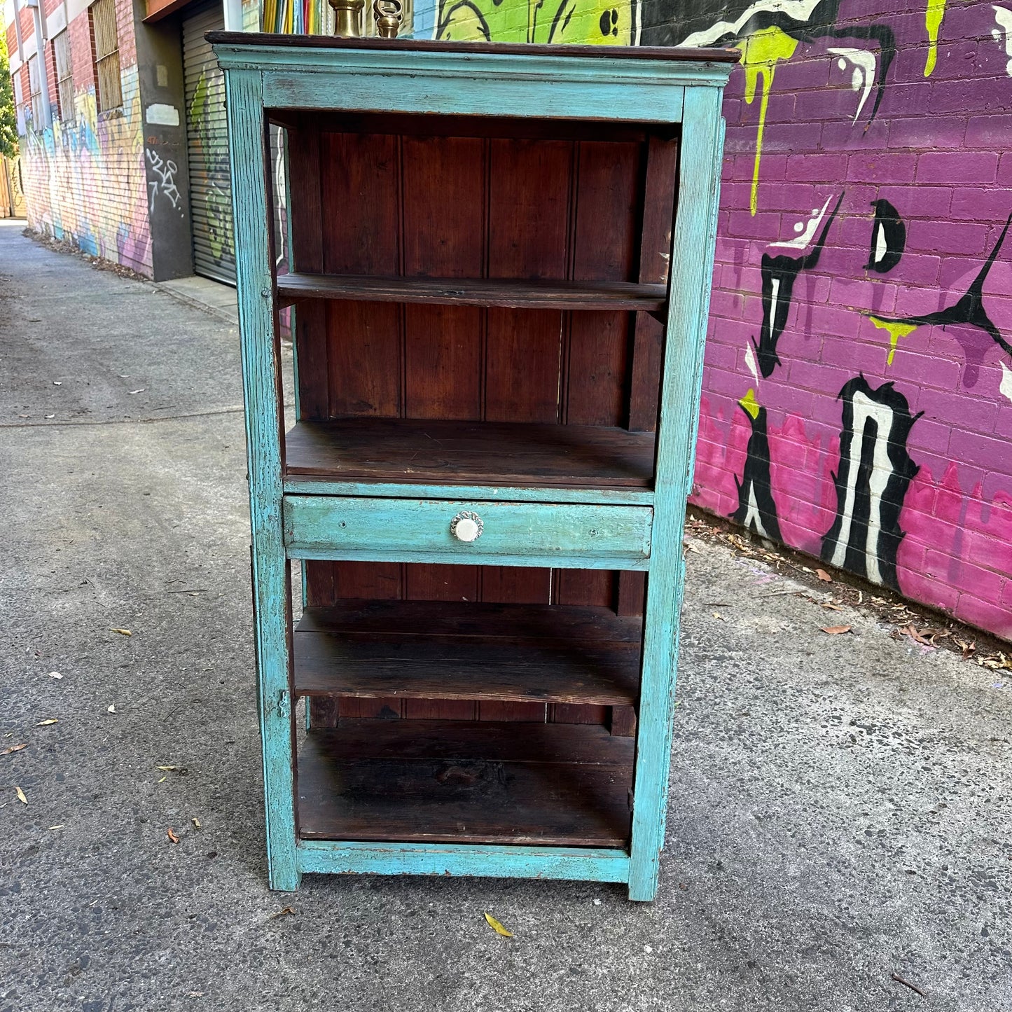 H2382 Vintage distressed shabby chic depression era MEAT SAFE CUPBOARD