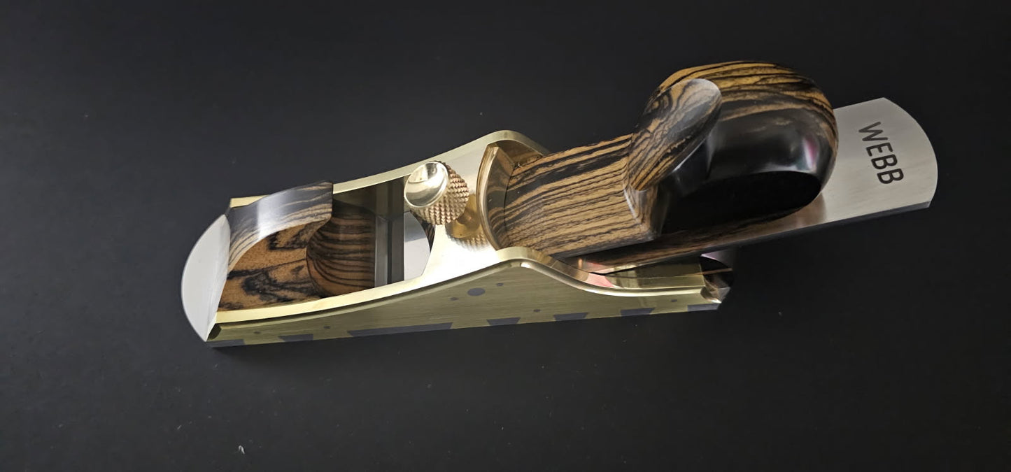 INCREDIBLE! Contemporary PETER WEBB Melbourne IRISH PATTERN Low Angle INFILL PLANE in Stunning BLACK & WHITE EBONY
