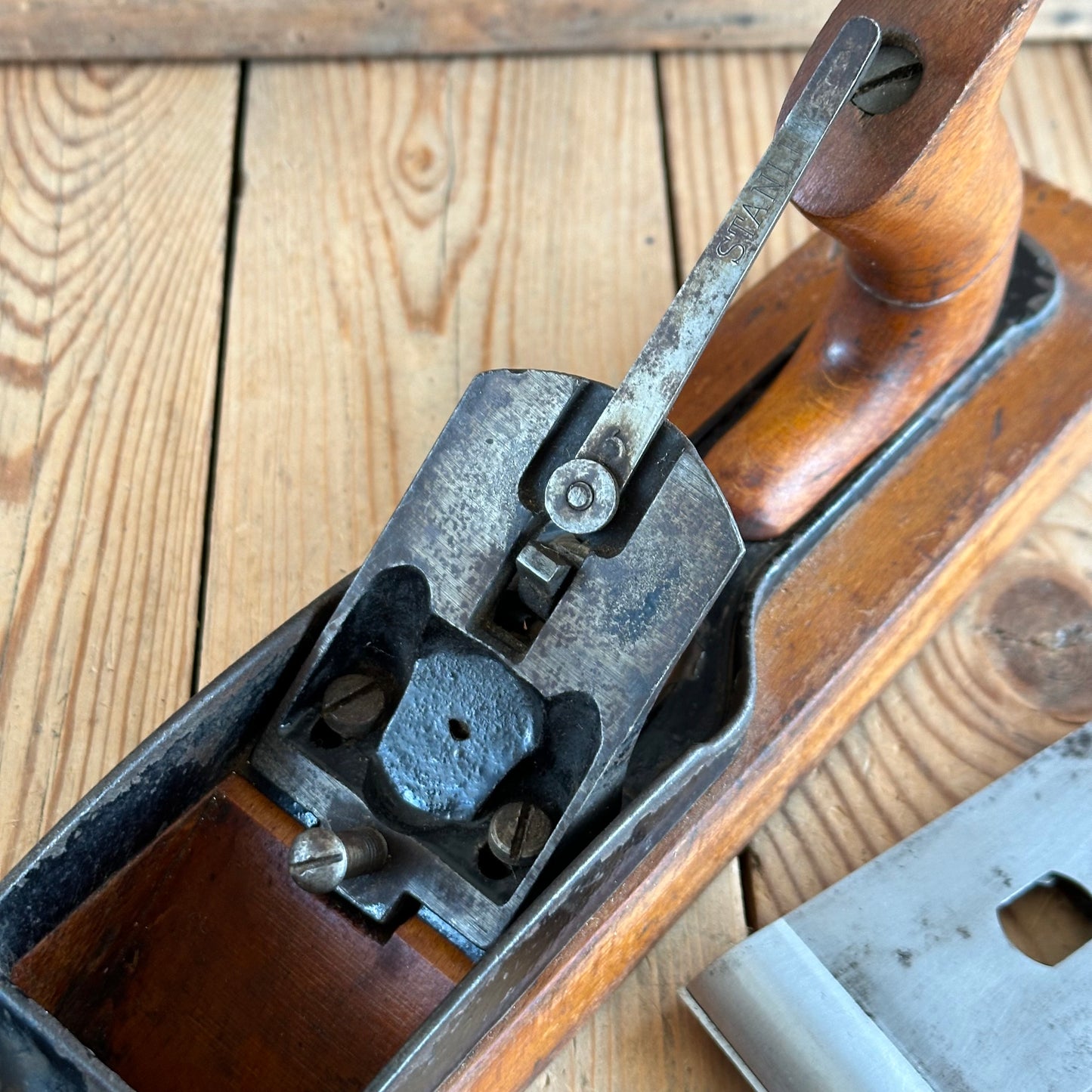 N1225 Antique STANLEY Rule & Level No.26 transitional plane