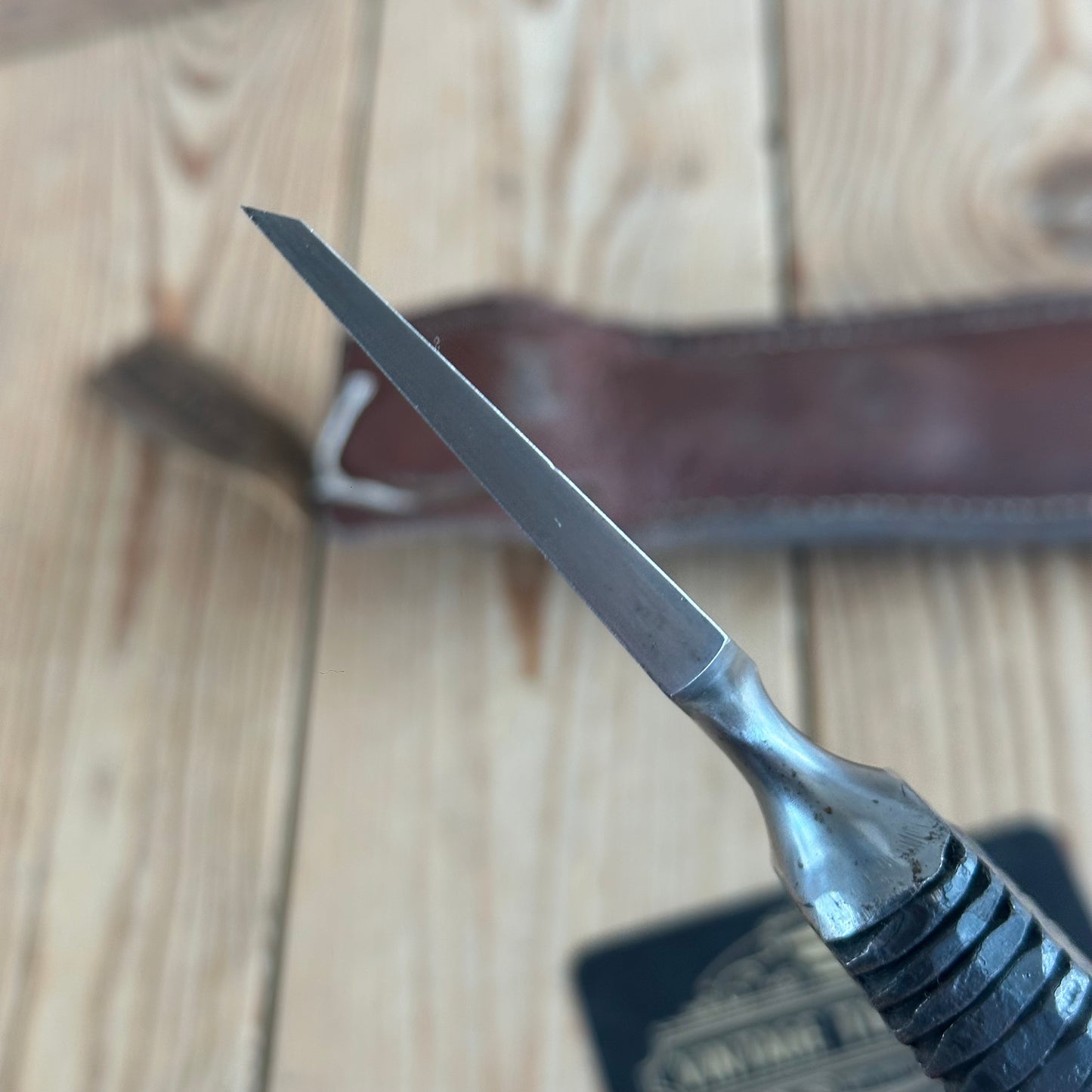 JMB17 NEW! Blacksmith made HAND FORGED high tensile steel CHISEL handmade genuine leather SHEATH. Made by BONESAW