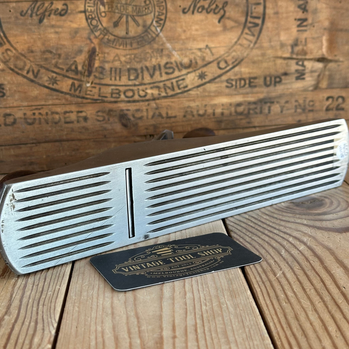SOLD. H2135 SCARCE! Vintage STANLEY No.5 1/4c CORRUGATED Junior Jack PLANE