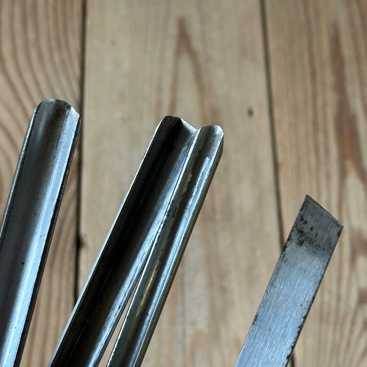 H2588 TIDY! Vintage 4 x Robert SORBY lathe turning CHISELS