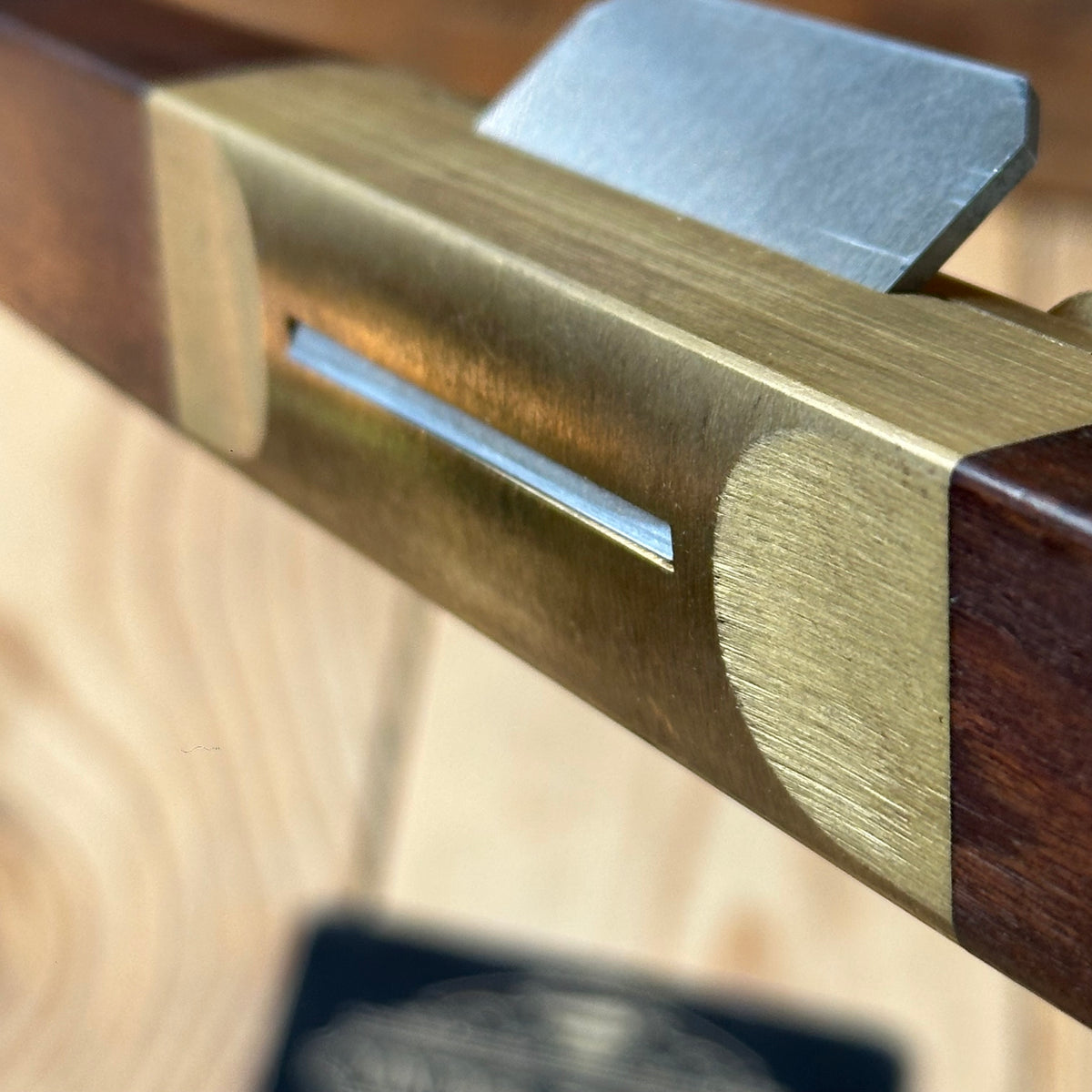 C3 CLEAN! Contemporary Australian HNT GORDON Gidgee CURVED BASE SPOKESHAVE IOB