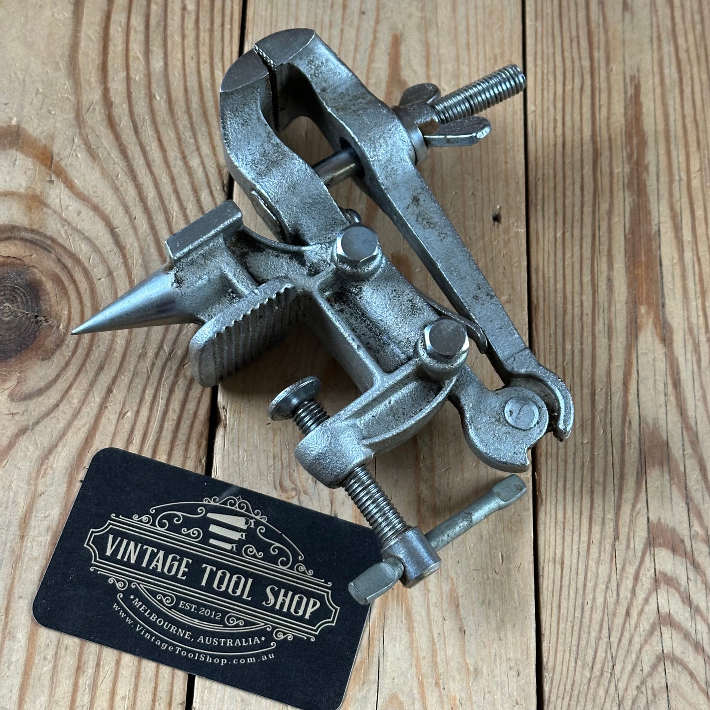 N1781 HANDY! Vintage small BENCH VICE & anvil