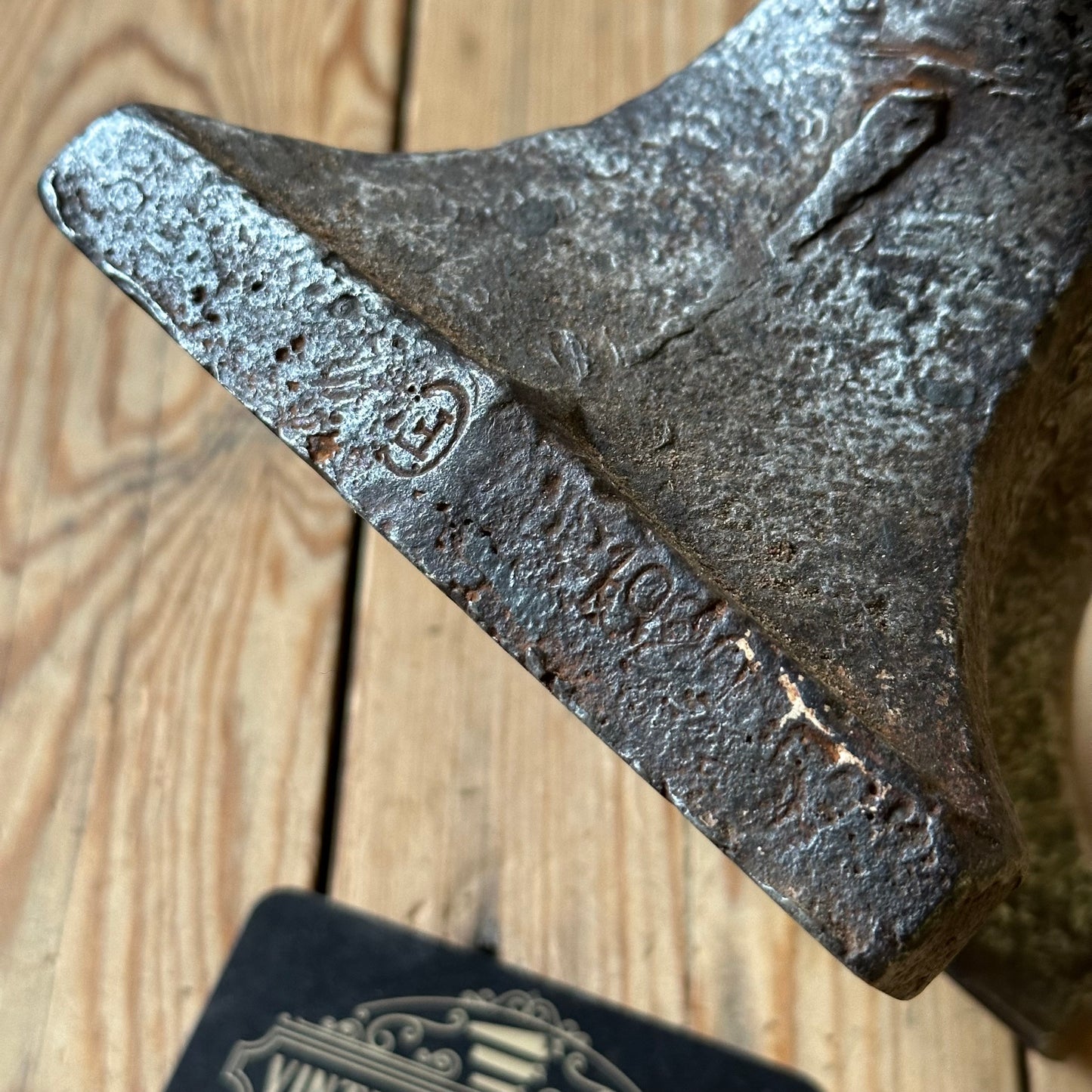 SOLD. H2386 INCREDIBLE! Vintage Sodefors Sweden 22lbs 1920s ANVIL