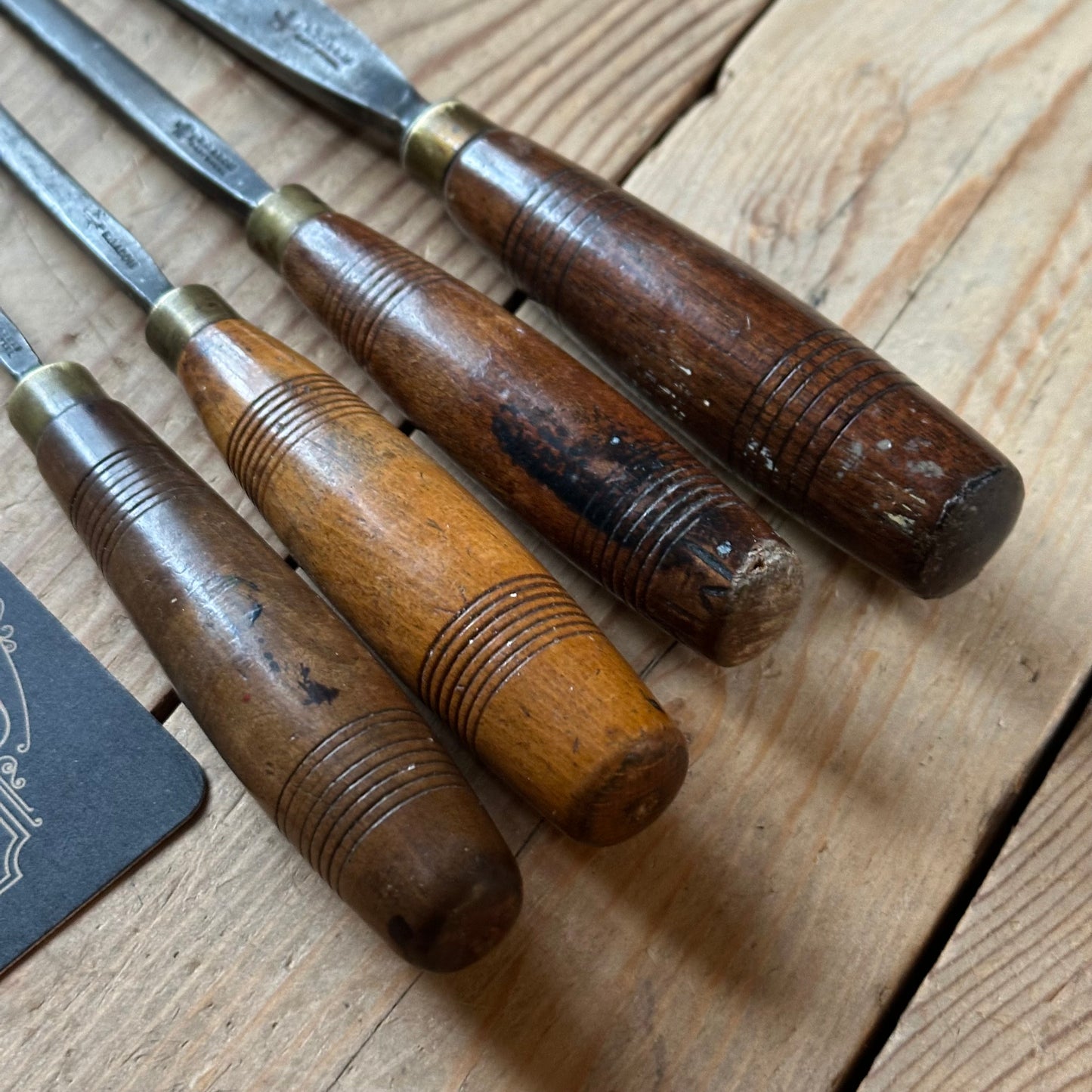N1762 Vintage 4 x ADDIS Carving GOUGE CHISEL Set