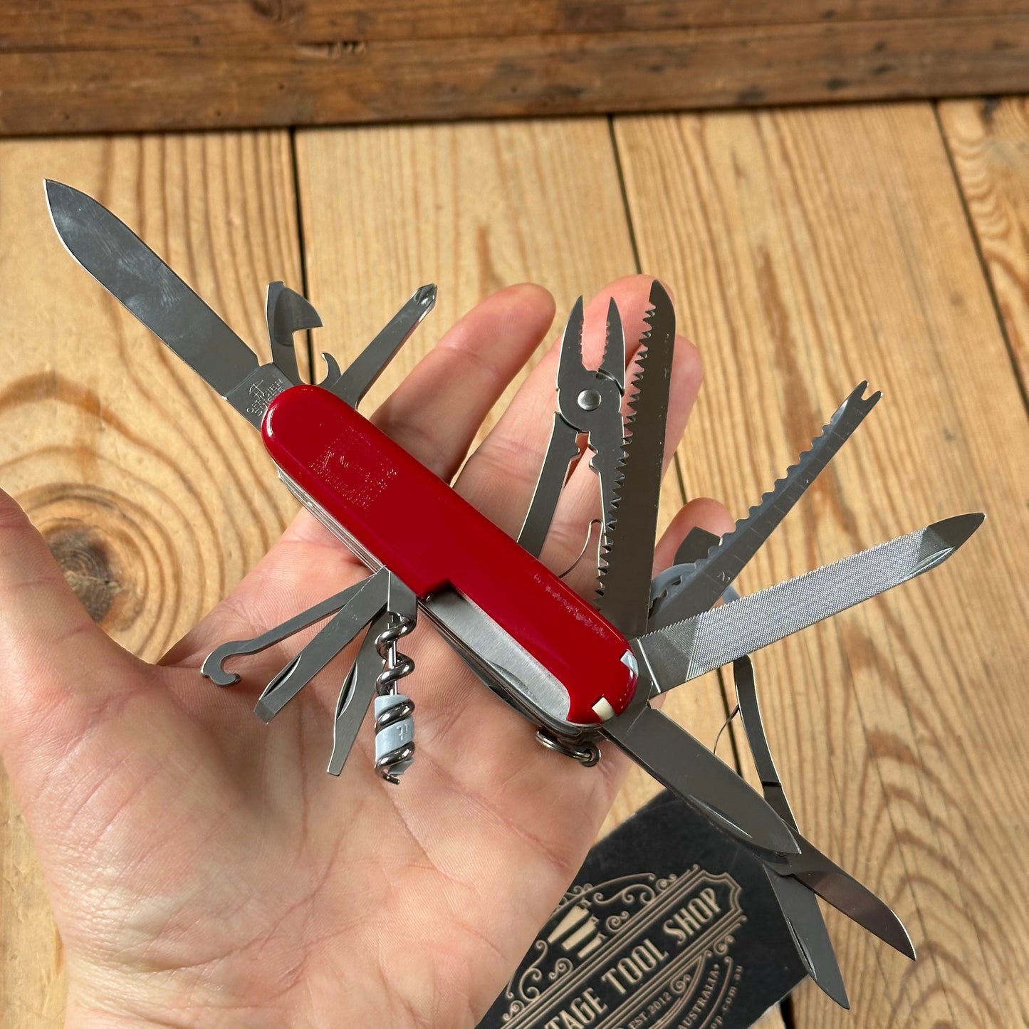 K46 ICONIC! Vintage Victorinox SWISS CHAMP 33 Tool SWISS ARMY KNIFE