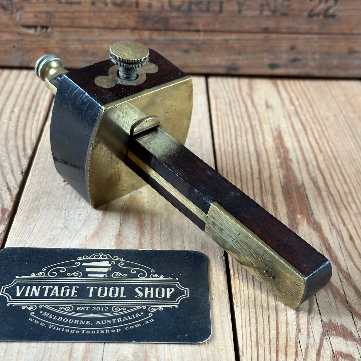H2568 GORGEOUS! Vintage DISSTON USA No:95 BRASS & Rosewood Mortise GAUGE
