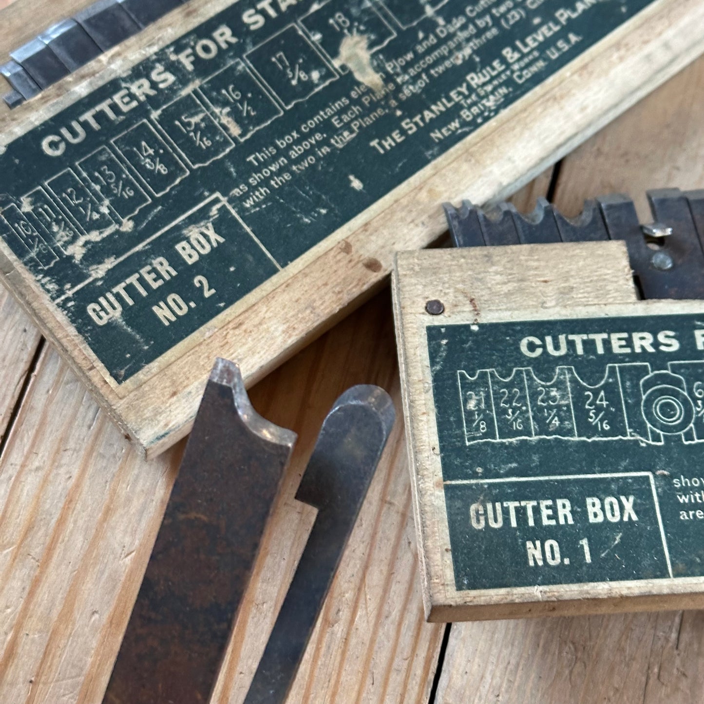 H2491 Vintage STANLEY USA Sweetheart era No.45 Combination PLANE with cutters