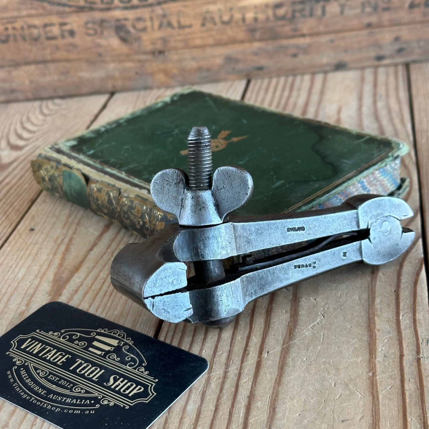 SOLD. H2245 COOL! Vintage PS STUBS hand VICE Engineers Vise clamp