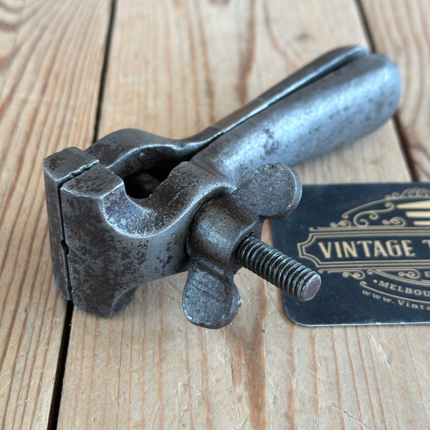 H1859 Vintage hand VICE Engineers Vise clamp