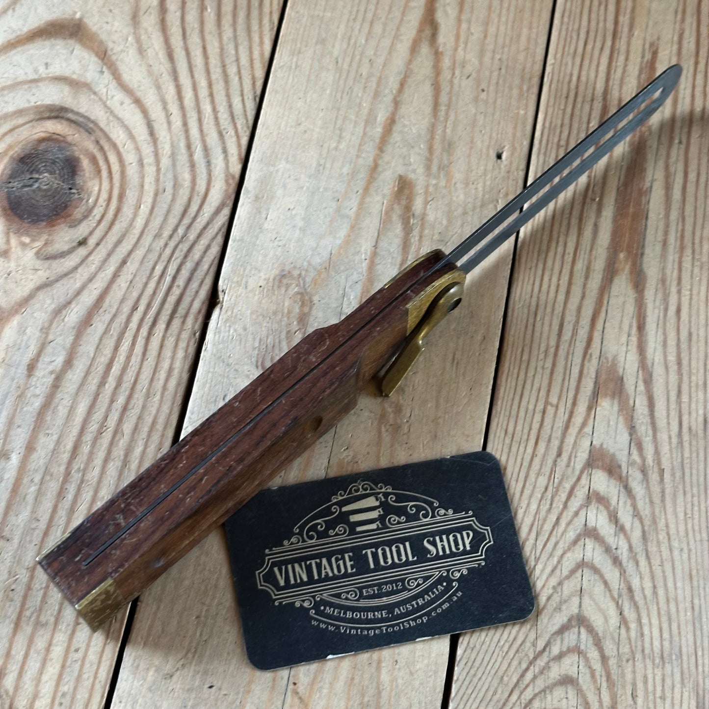 H2476 CLEAN! Vintage Rosewood & brass 10” BEVEL