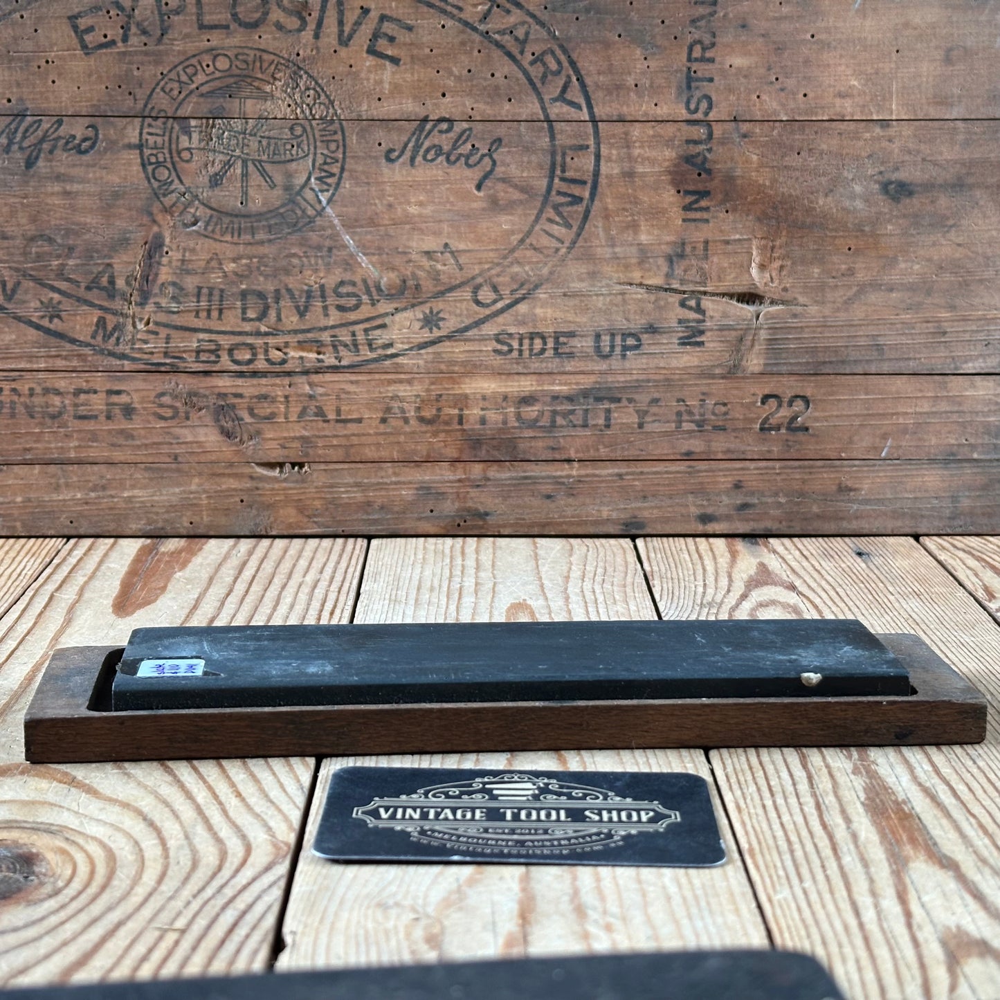 D1141 Vintage Blue Dragons Tongue WELSH natural sharpening stone BARBER HONE