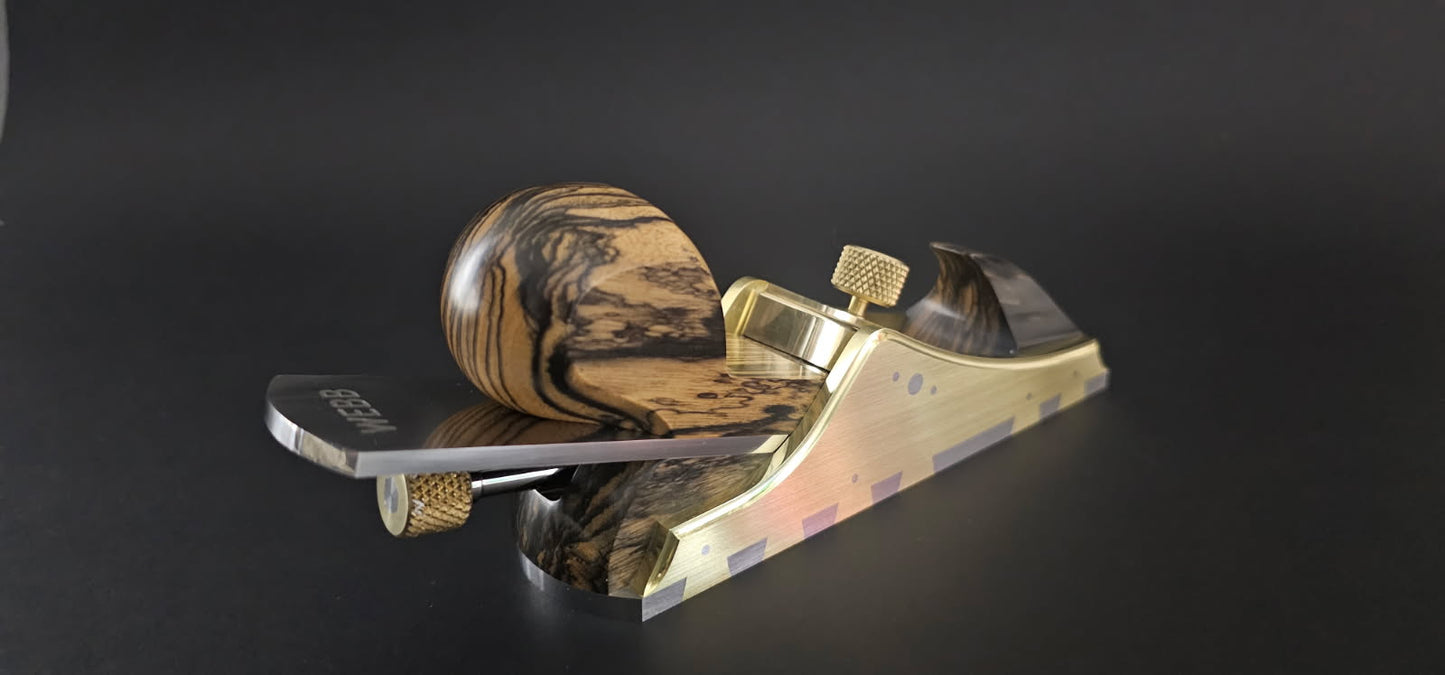 INCREDIBLE! Contemporary PETER WEBB Melbourne IRISH PATTERN Low Angle INFILL PLANE in Stunning BLACK & WHITE EBONY