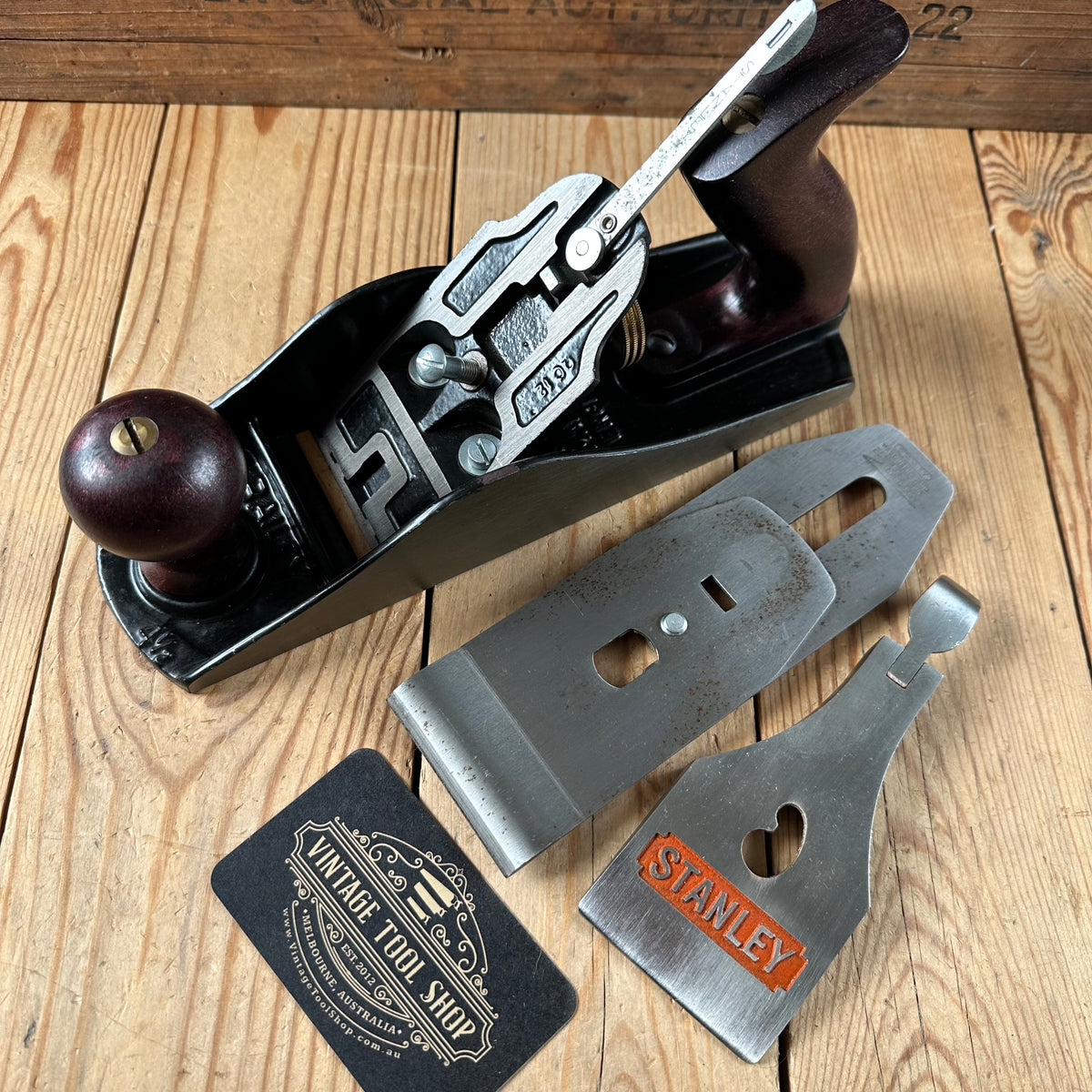 N1822 TIDY! Vintage STANLEY England No.4 1/2 smoothing PLANE