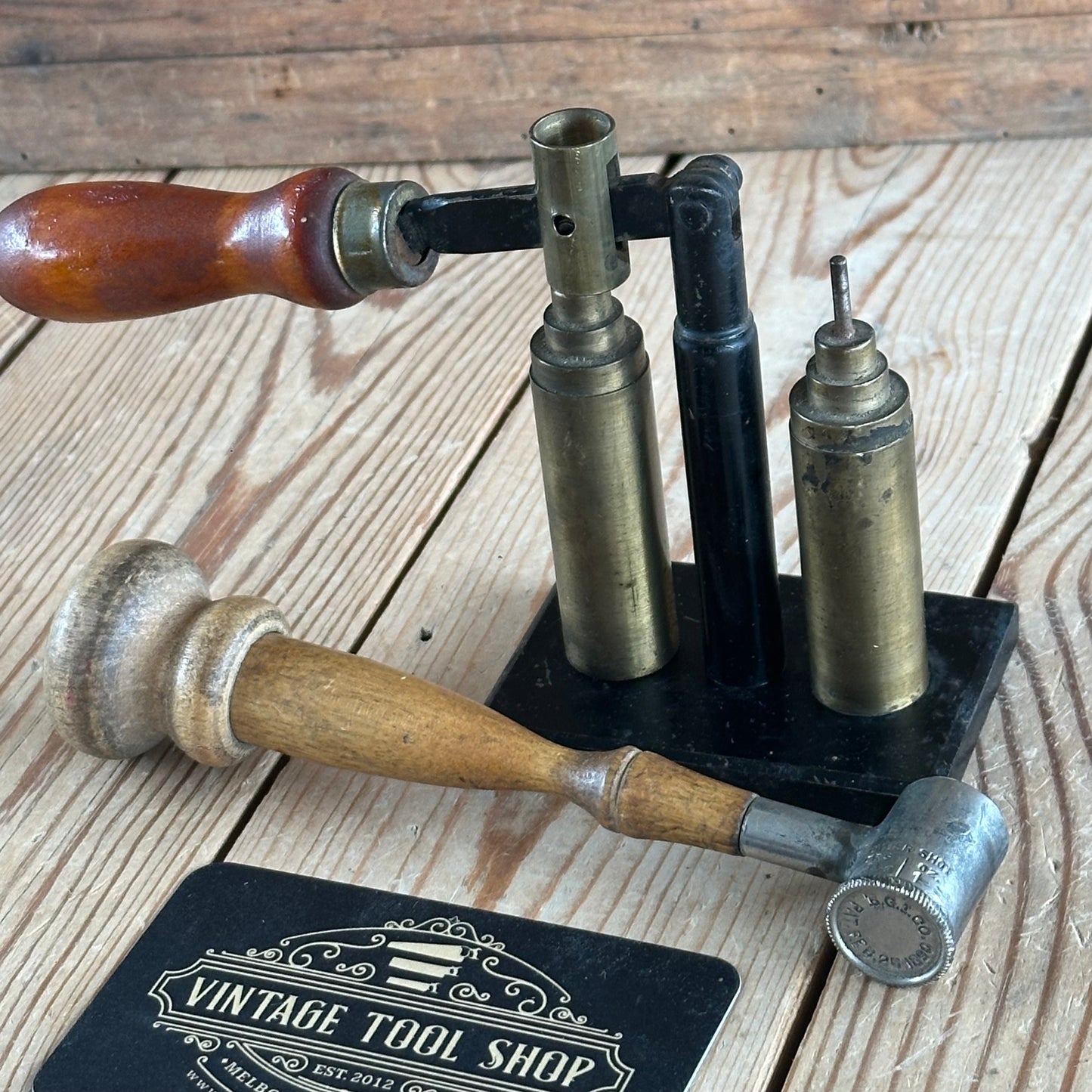 H2324 Antique Reloading tools